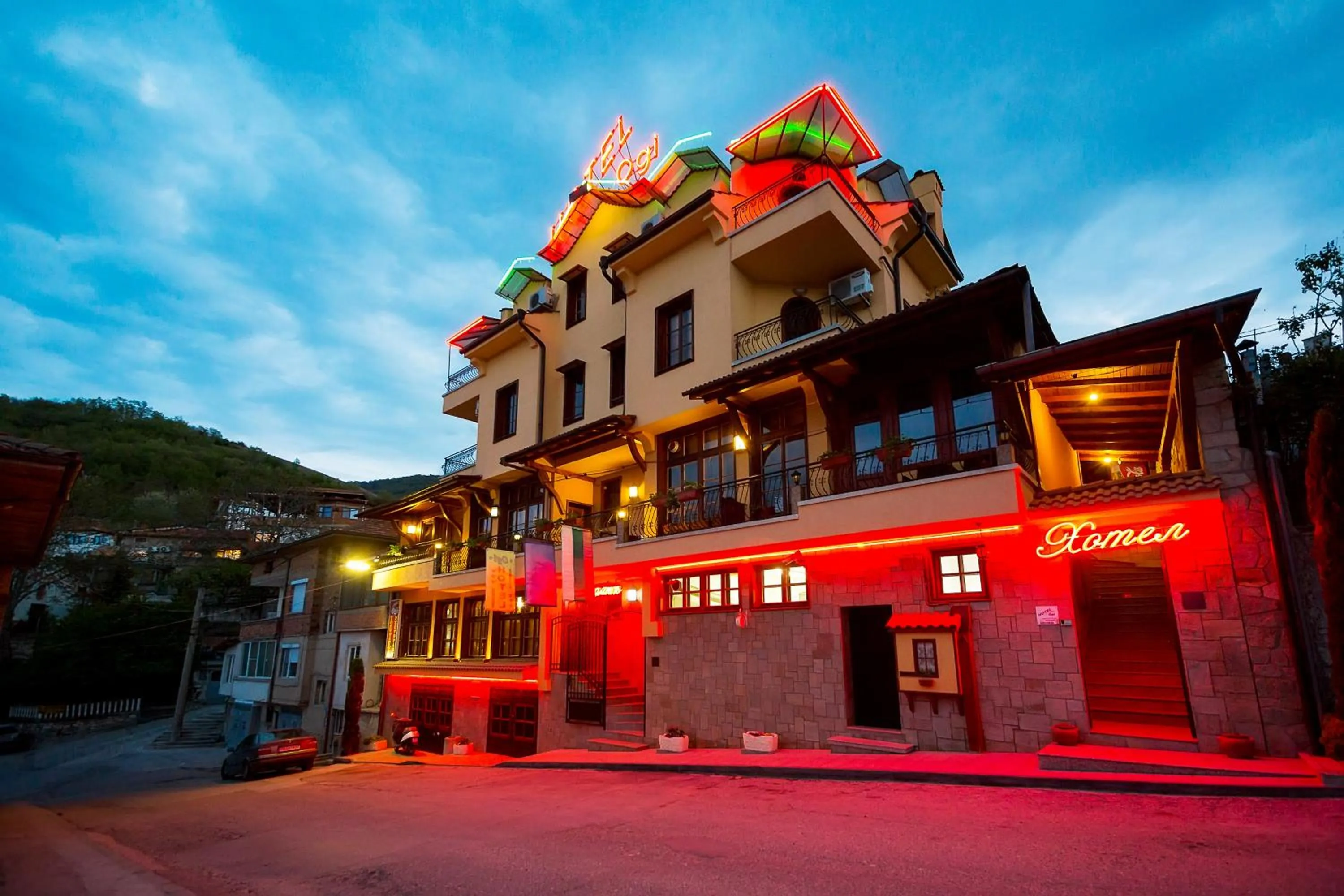 Facade/entrance in Family Hotel Ogi