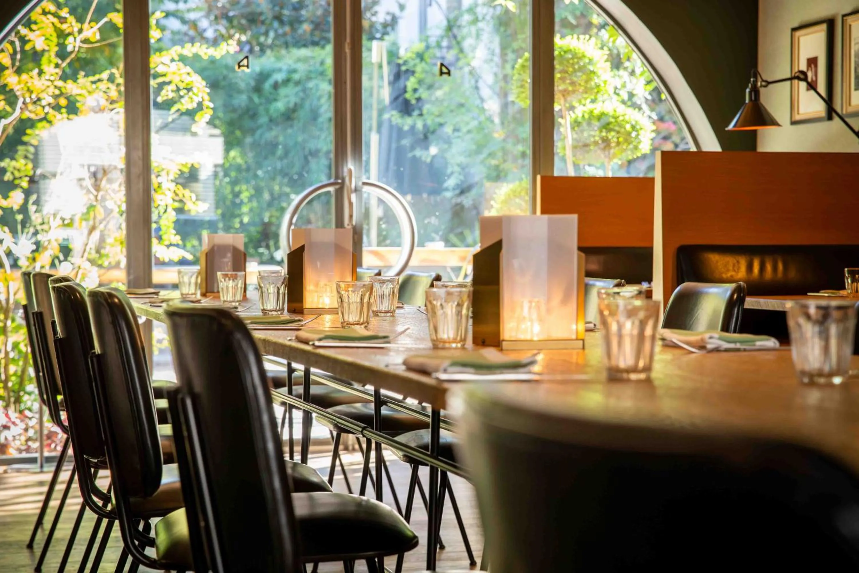 Restaurant/places to eat in Maison Pic