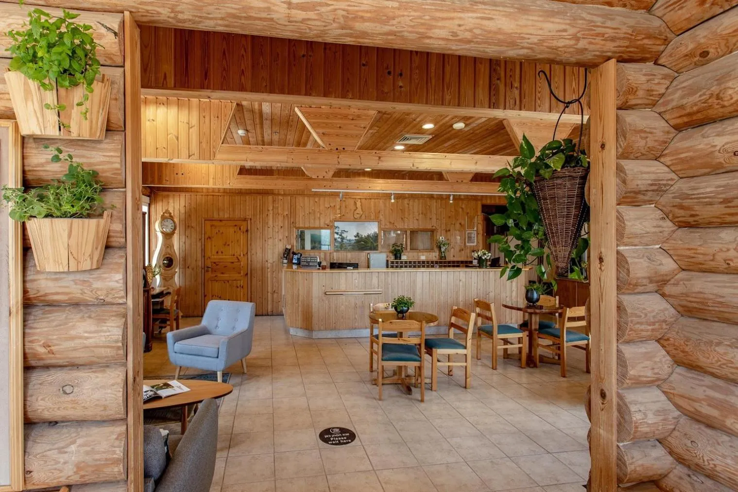 Lobby or reception in Logos hotel in Yad Hashmona