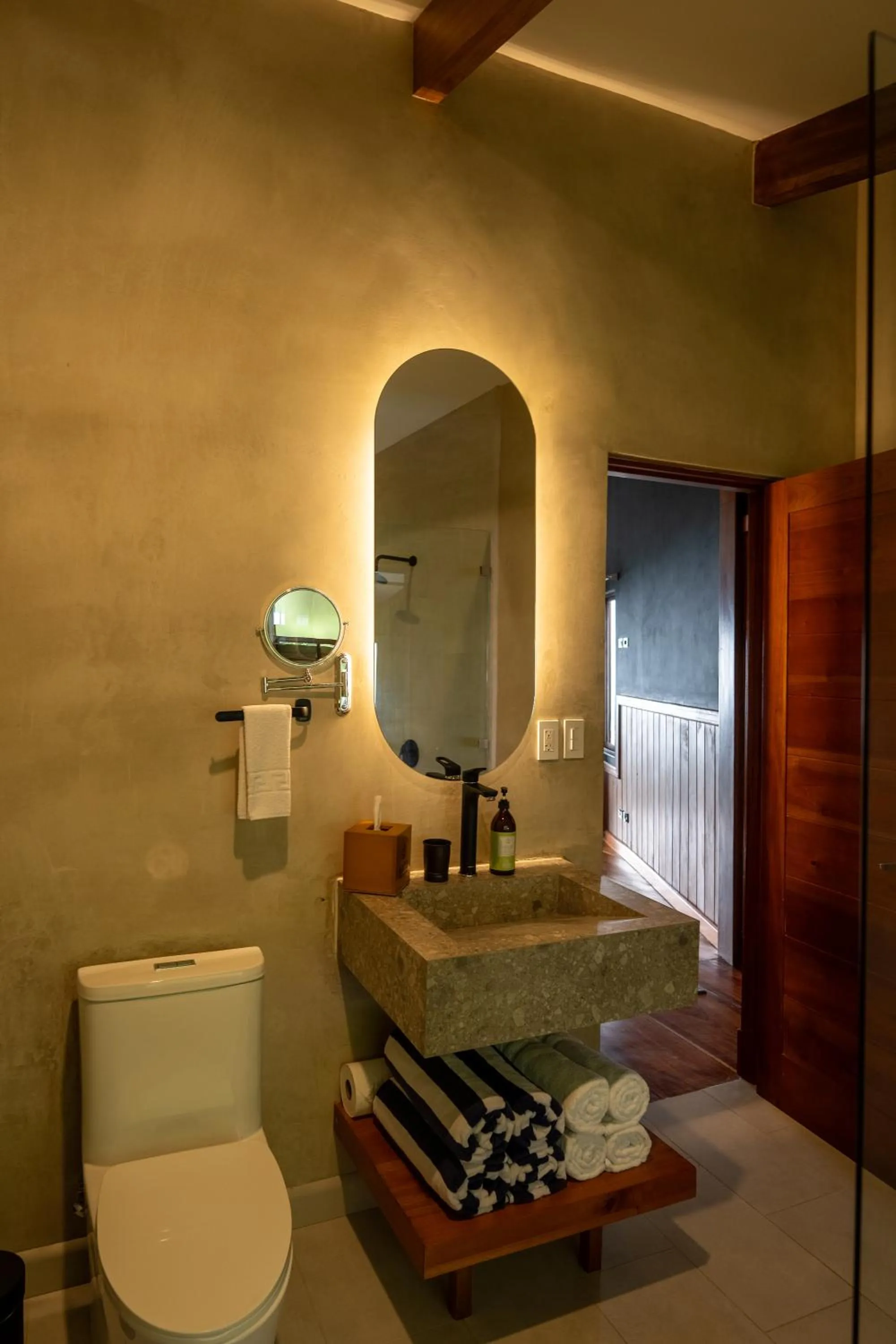 Toilet in Koora Monteverde a Cloud Forest Hotel by Sandglass