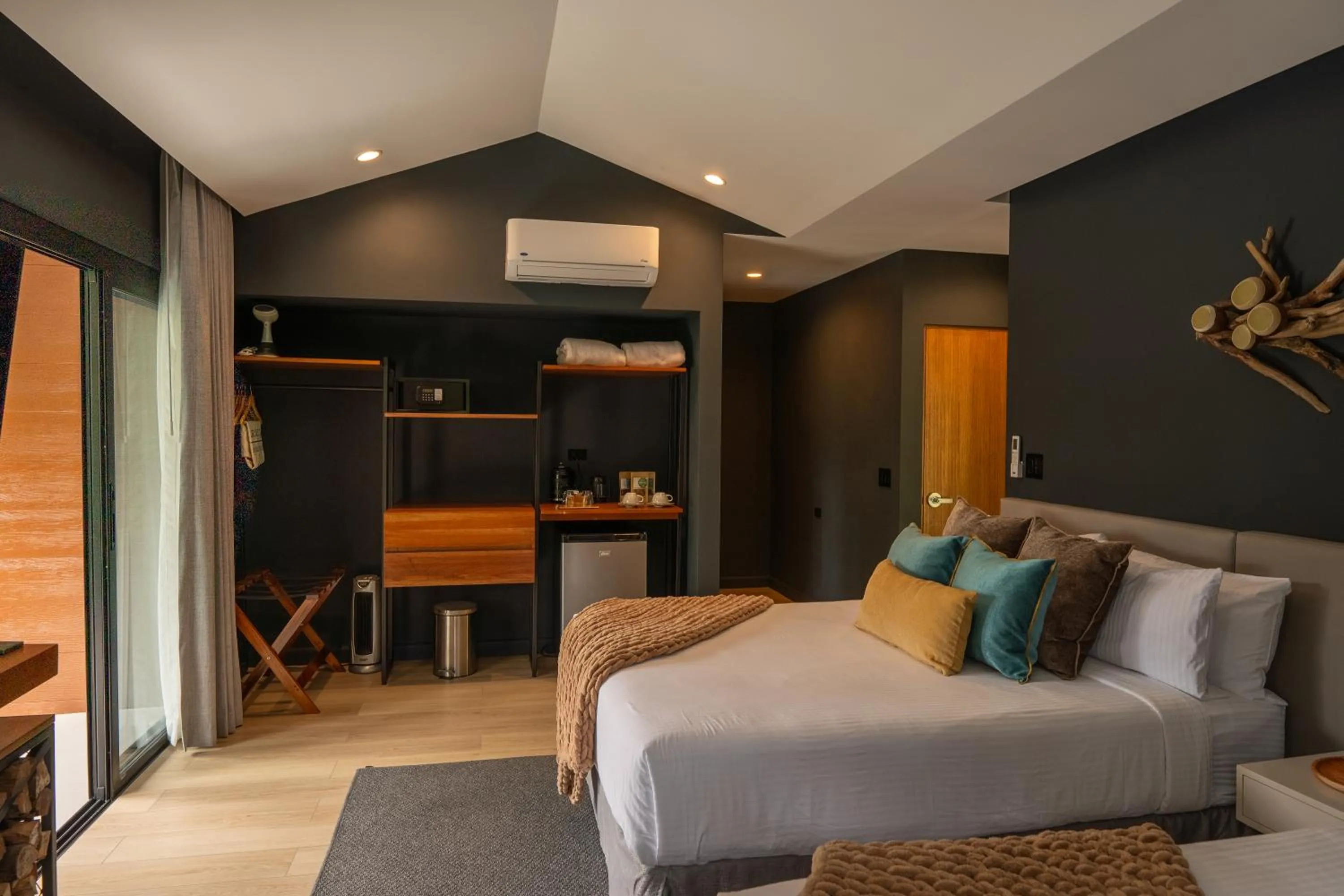 Bed in Koora Monteverde a Cloud Forest Hotel by Sandglass