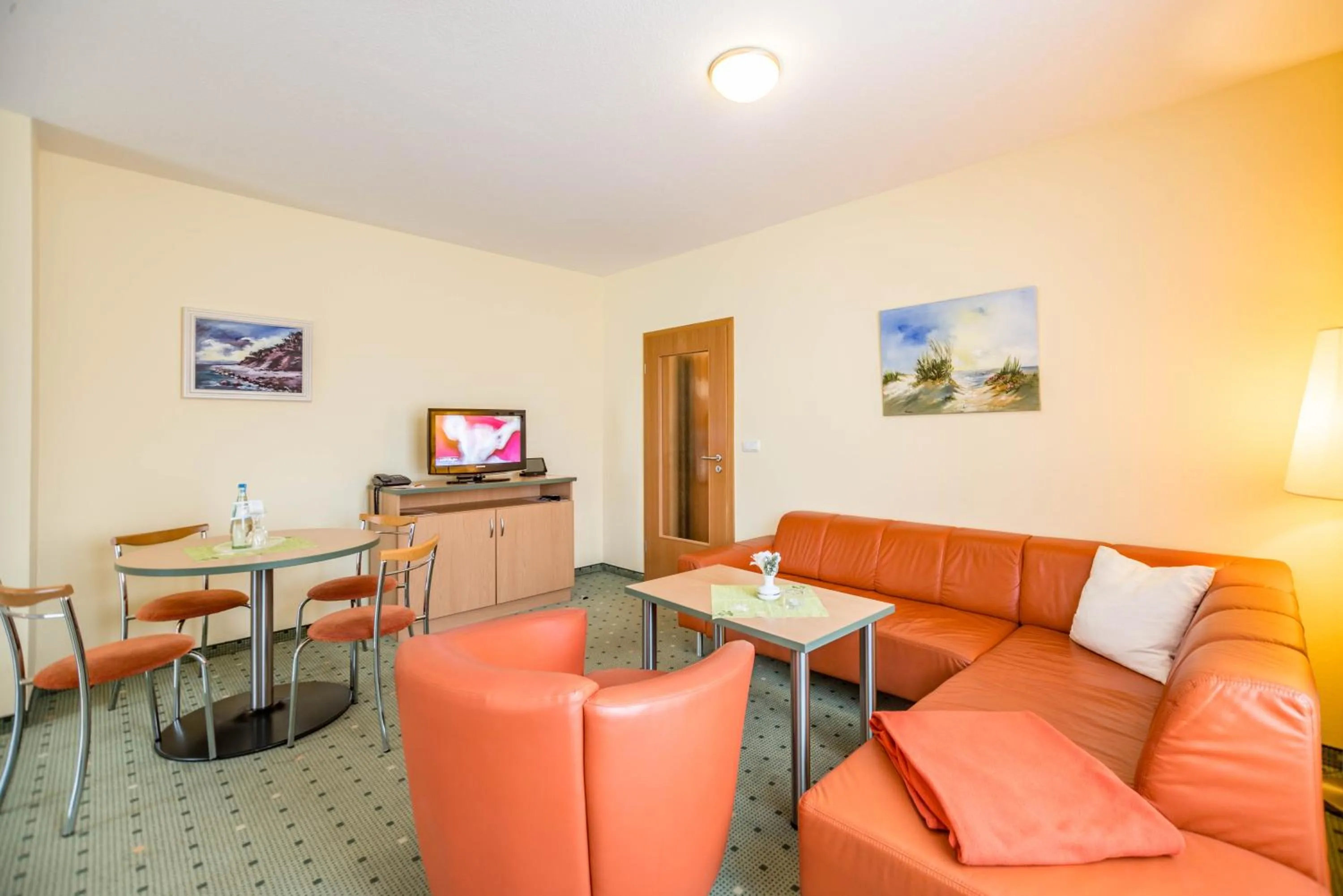 Photo of the whole room in Am Weststrand Aparthotel Kühlungsborn