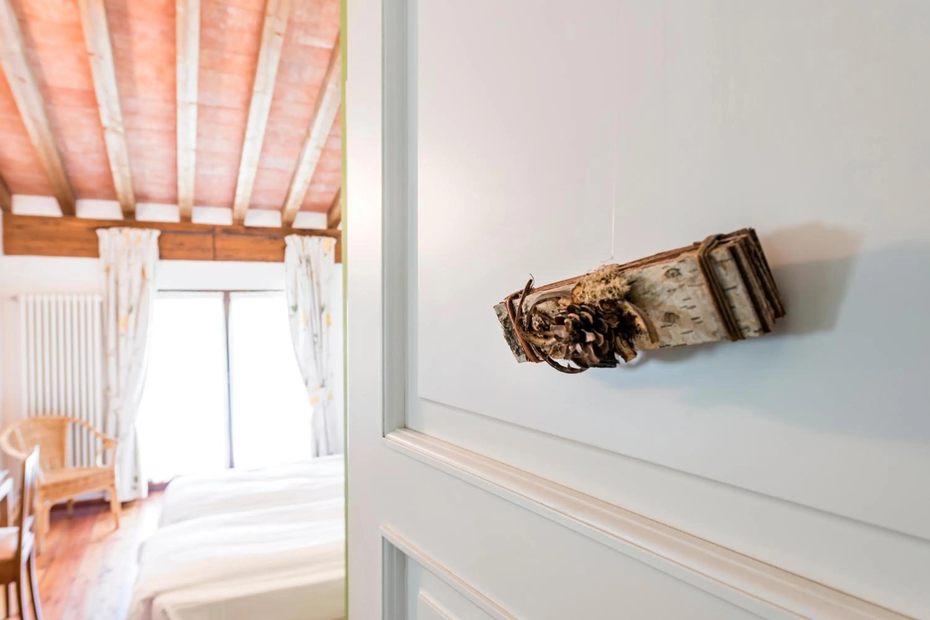 Decorative detail, Bed in Agriturismo Cà Del Lago