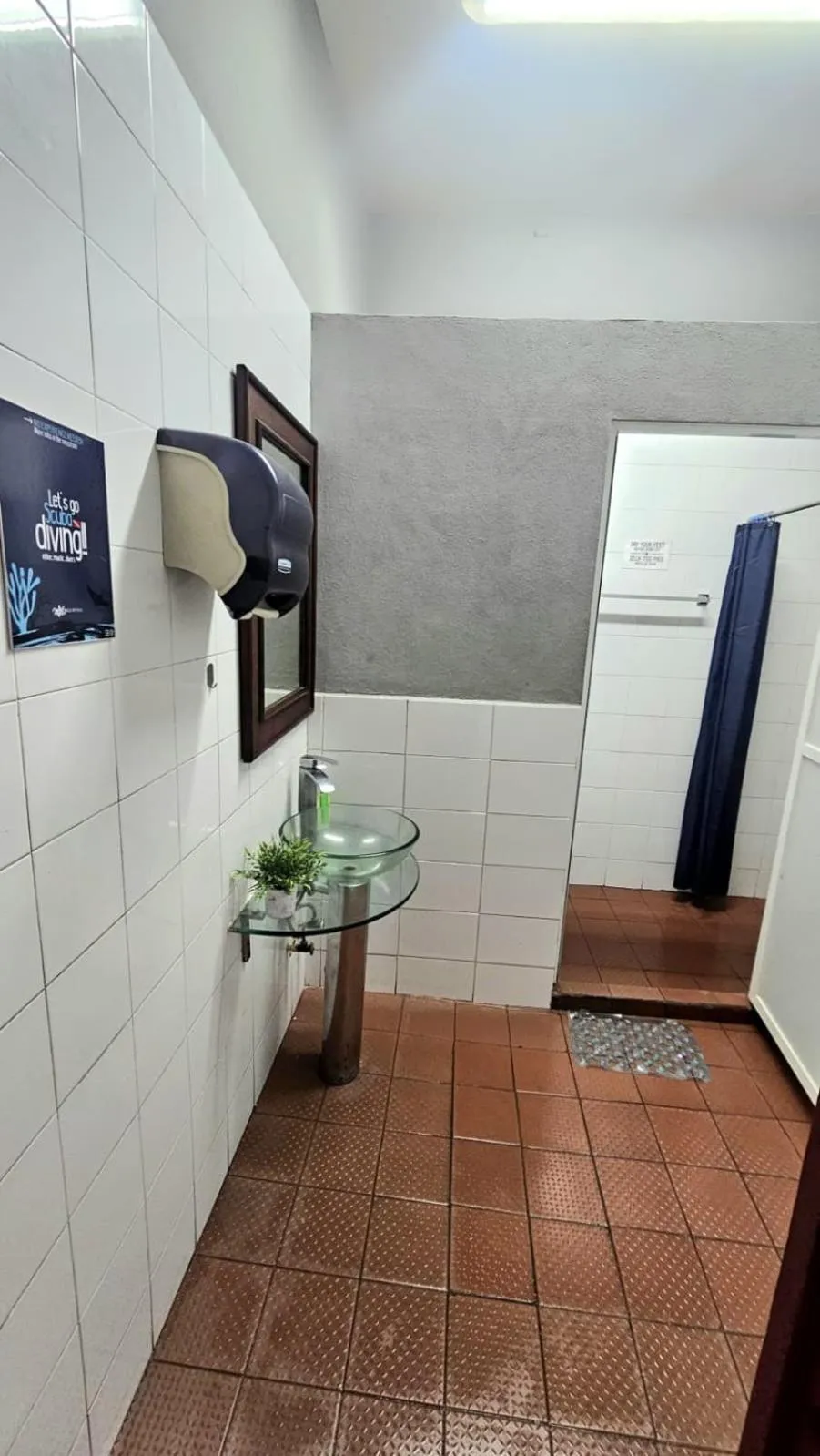 Bathroom in Hostel Auikyani