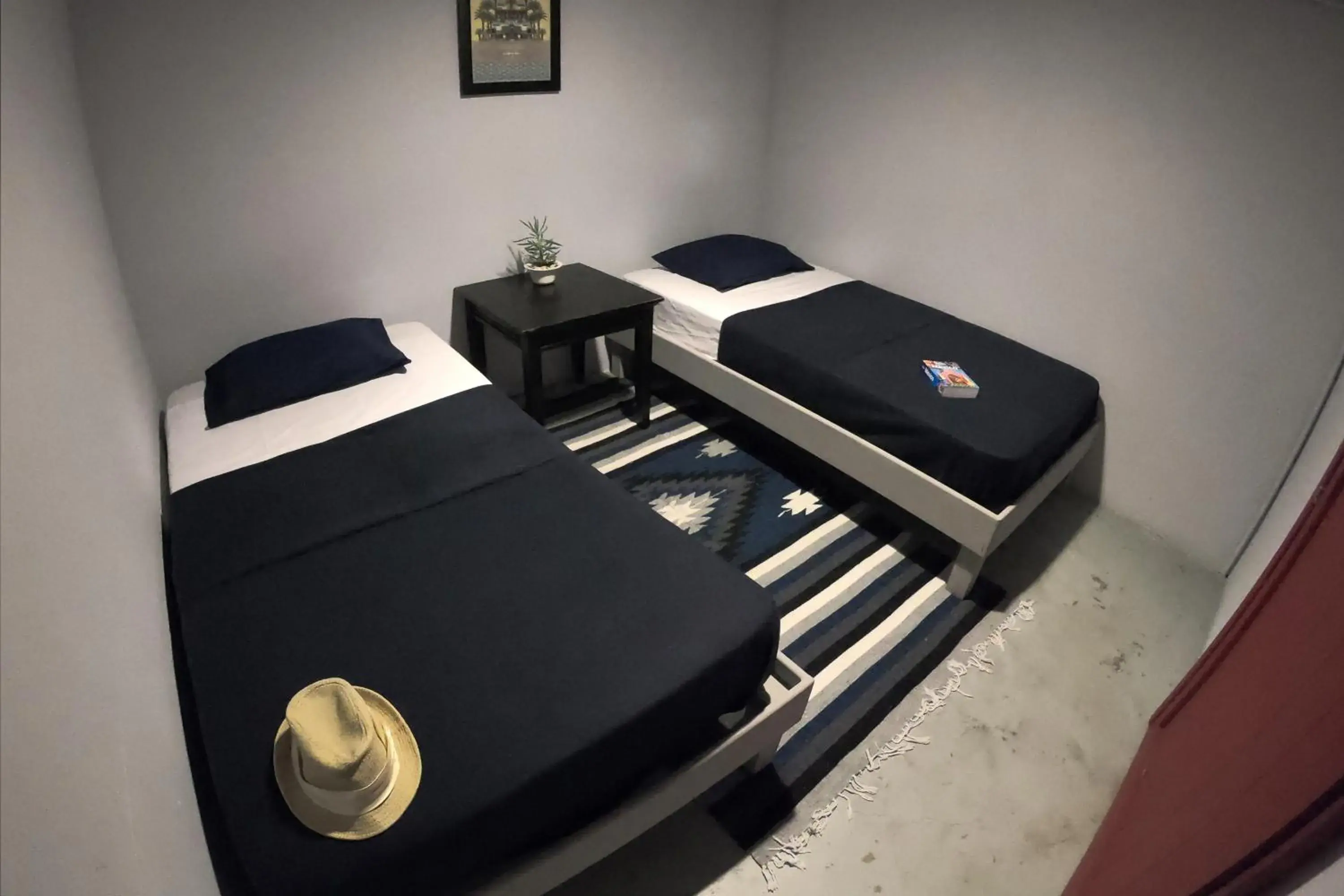 Budget Double Room in Hostel Auikyani Budget Double Room in Hostel Auikyani