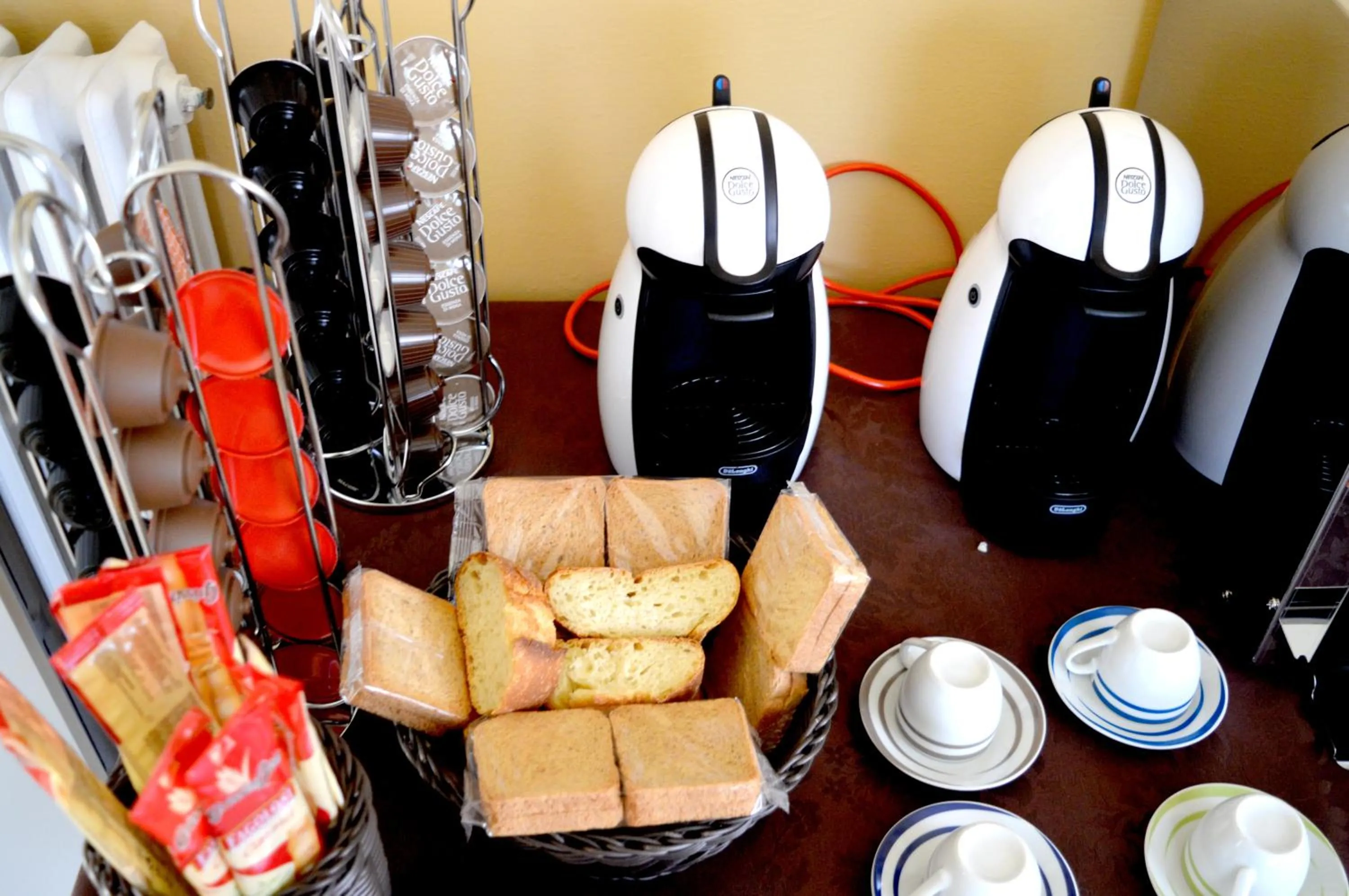 Coffee/tea facilities in The Swan B&B