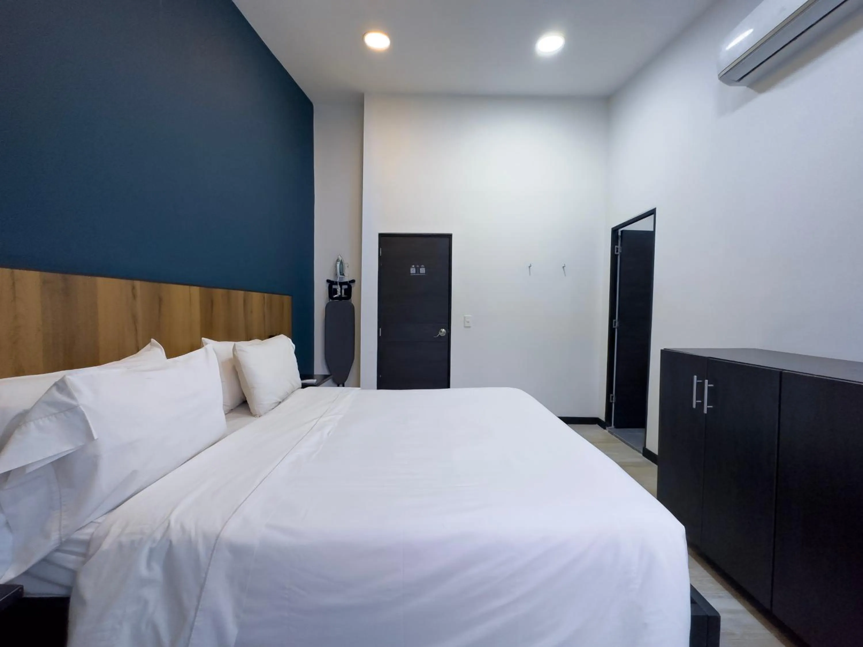 Bed in Provenza Lofts