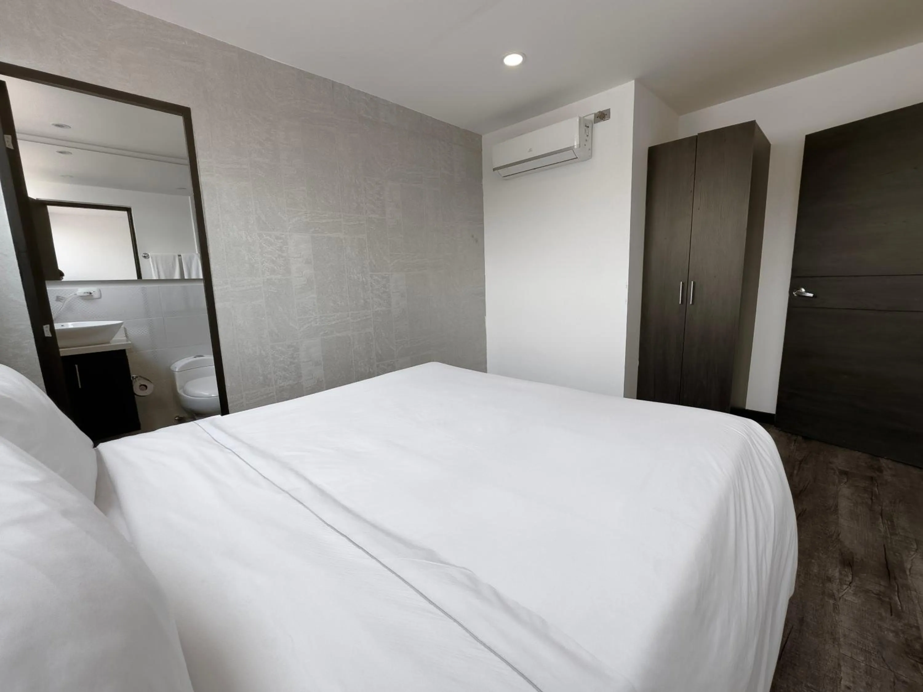 Bed in Provenza Lofts