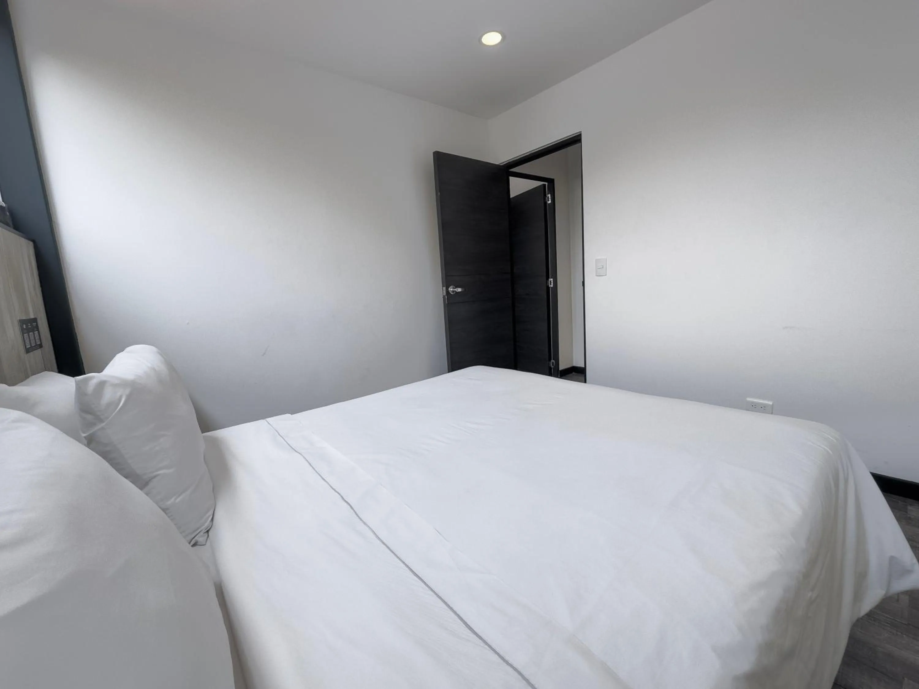 Bed in Provenza Lofts