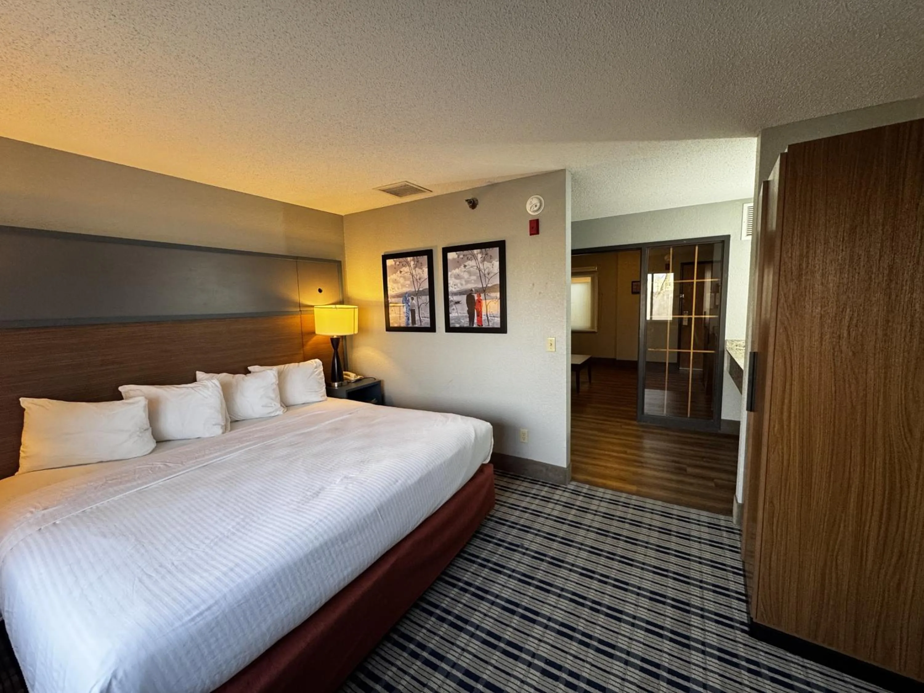 Photo of the whole room, Bed in AmericInn by Wyndham White Bear Lake St. Paul