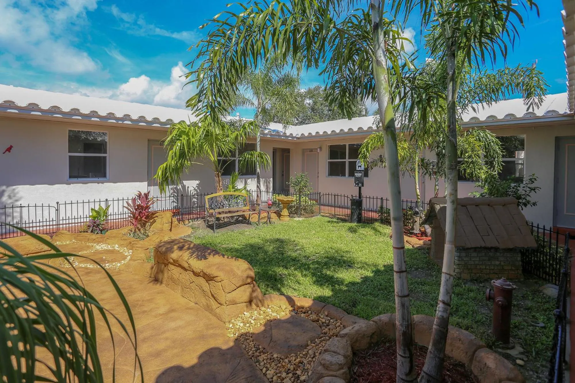 Day in Richard's Pet Friendly Motel