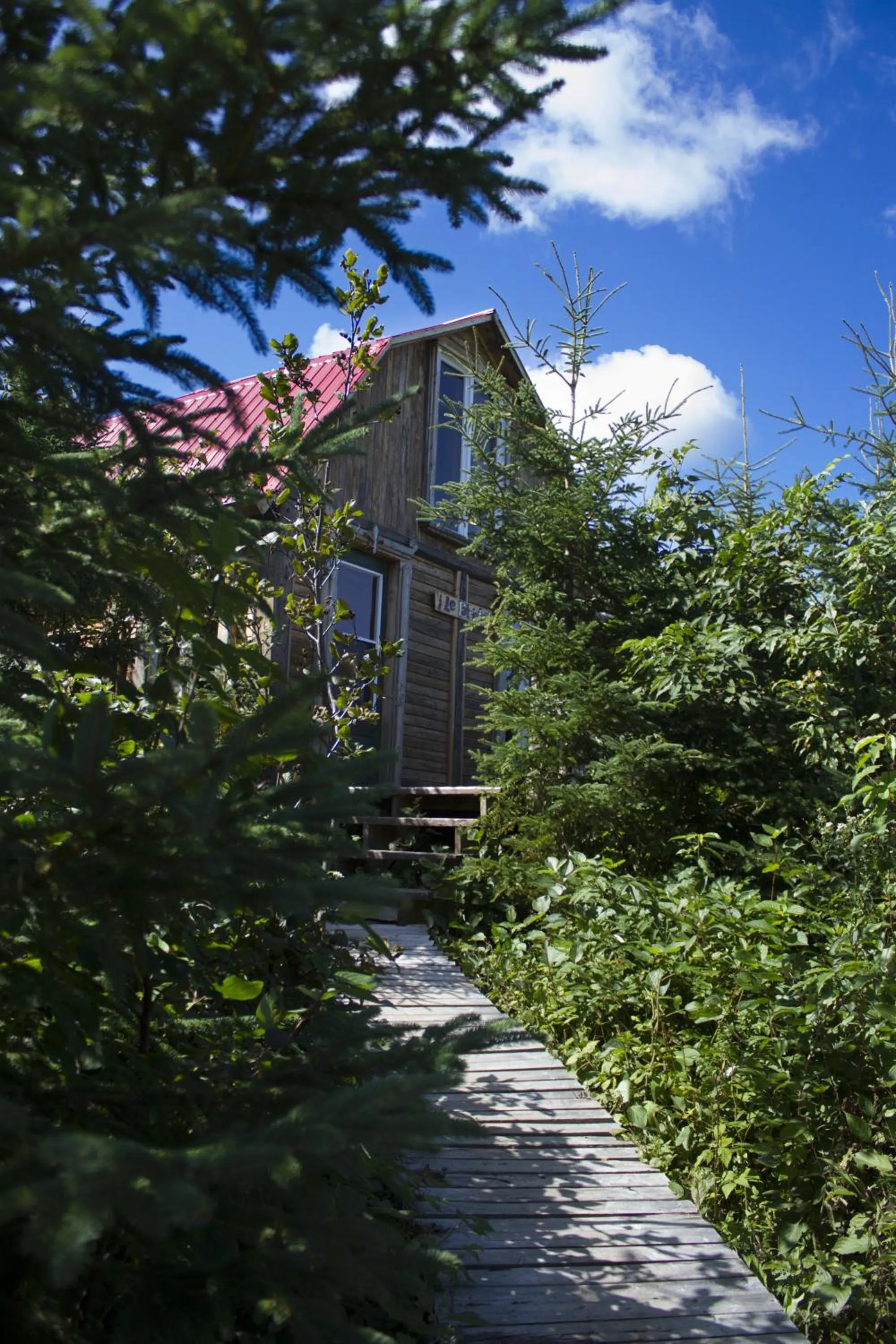 Facade/entrance in Auberge/Chalet Griffon Aventure