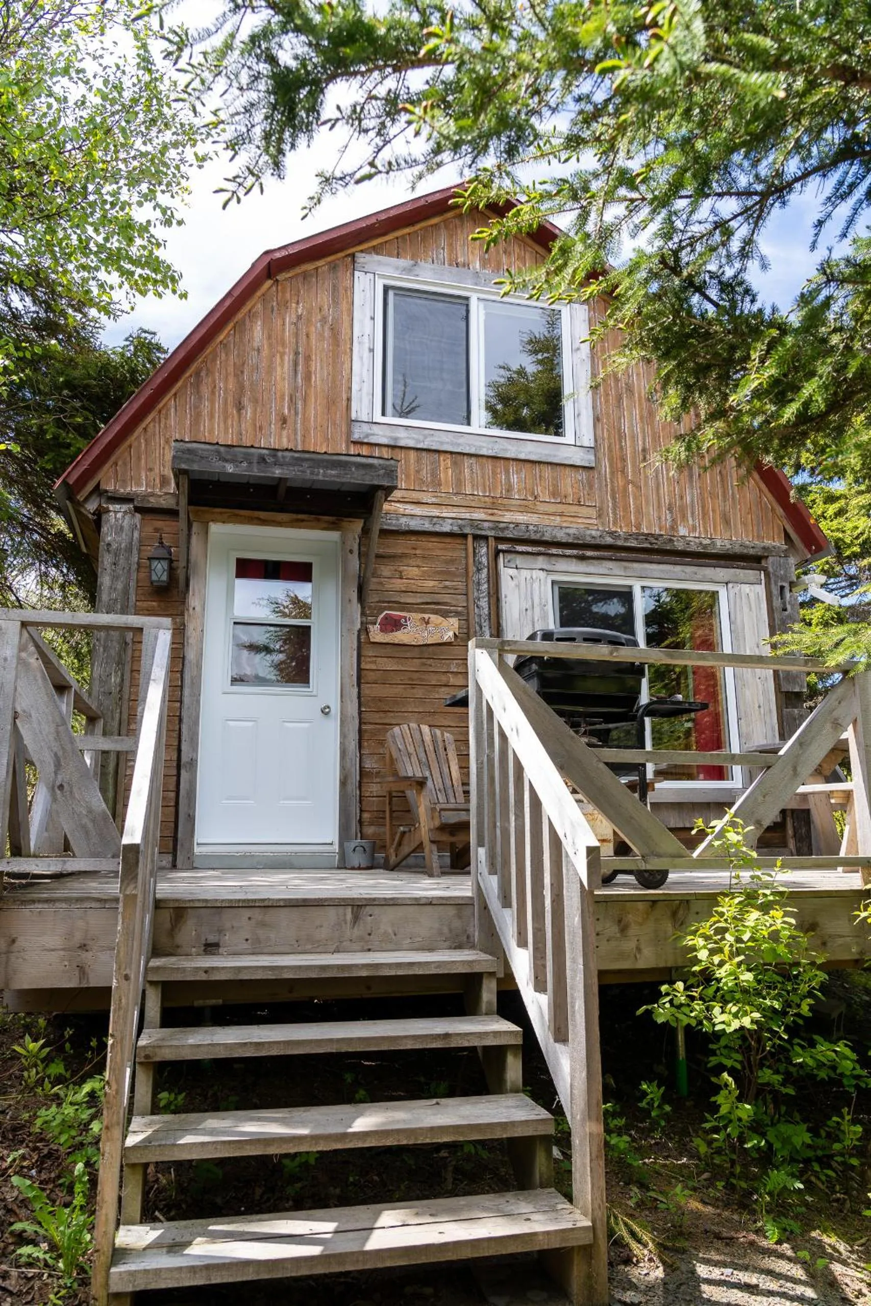 Facade/entrance in Auberge/Chalet Griffon Aventure