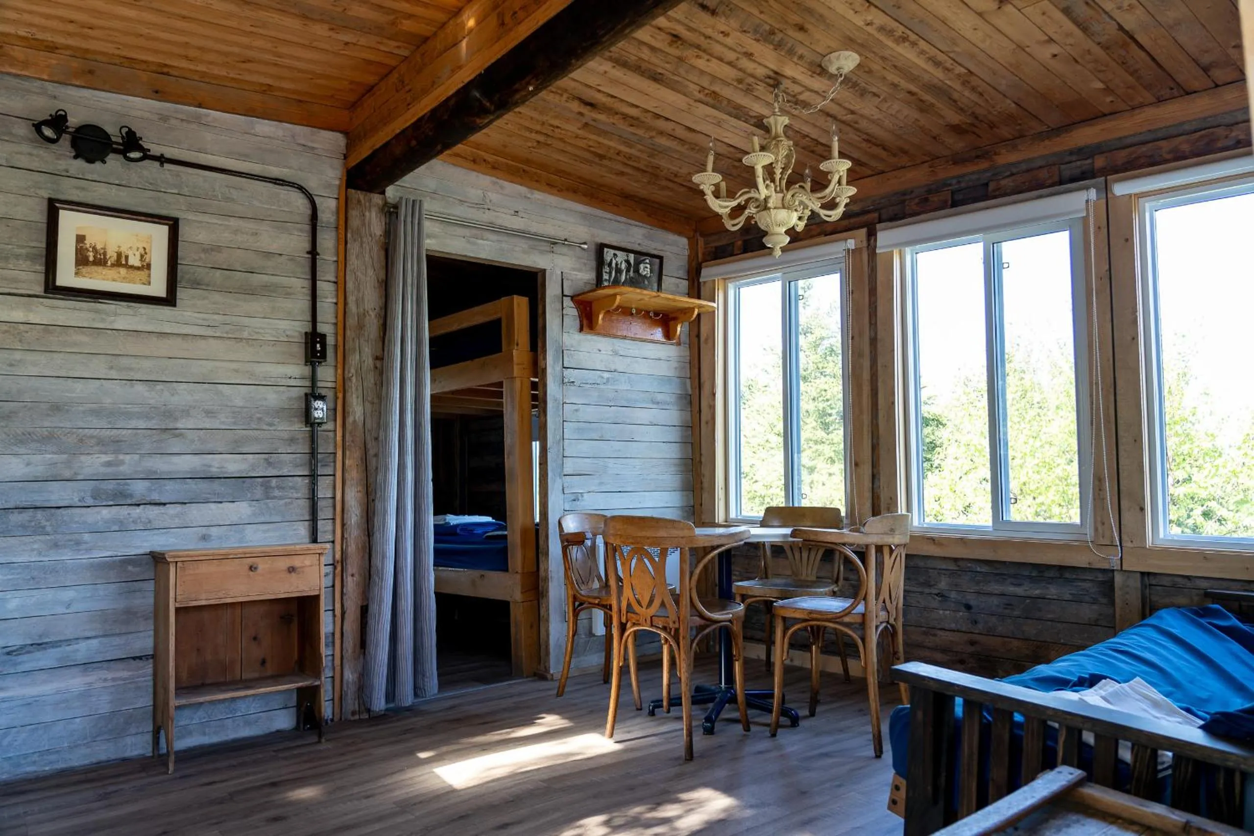 Living room in Auberge/Chalet Griffon Aventure