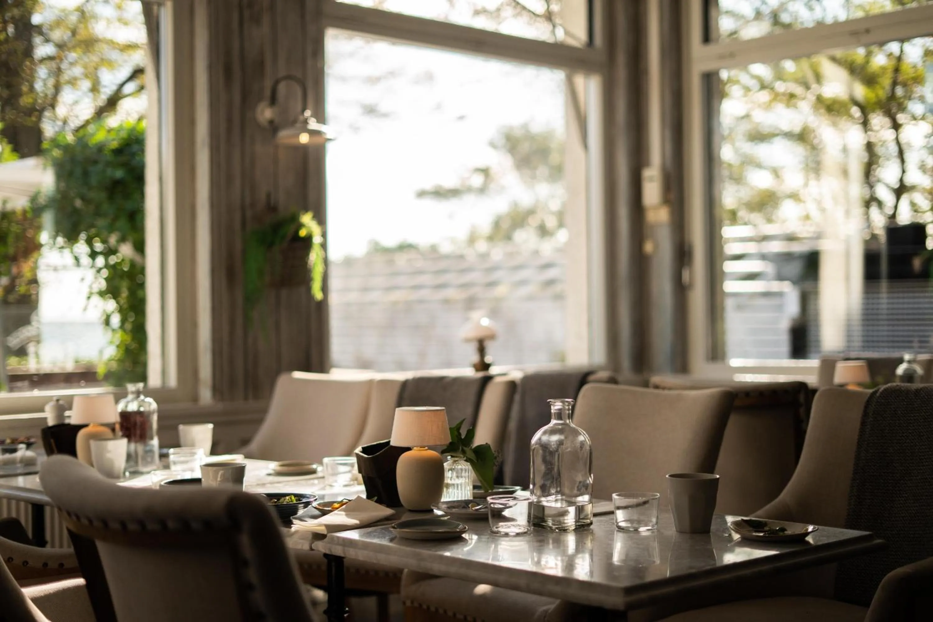 Restaurant/places to eat in Ystad Saltsjöbad