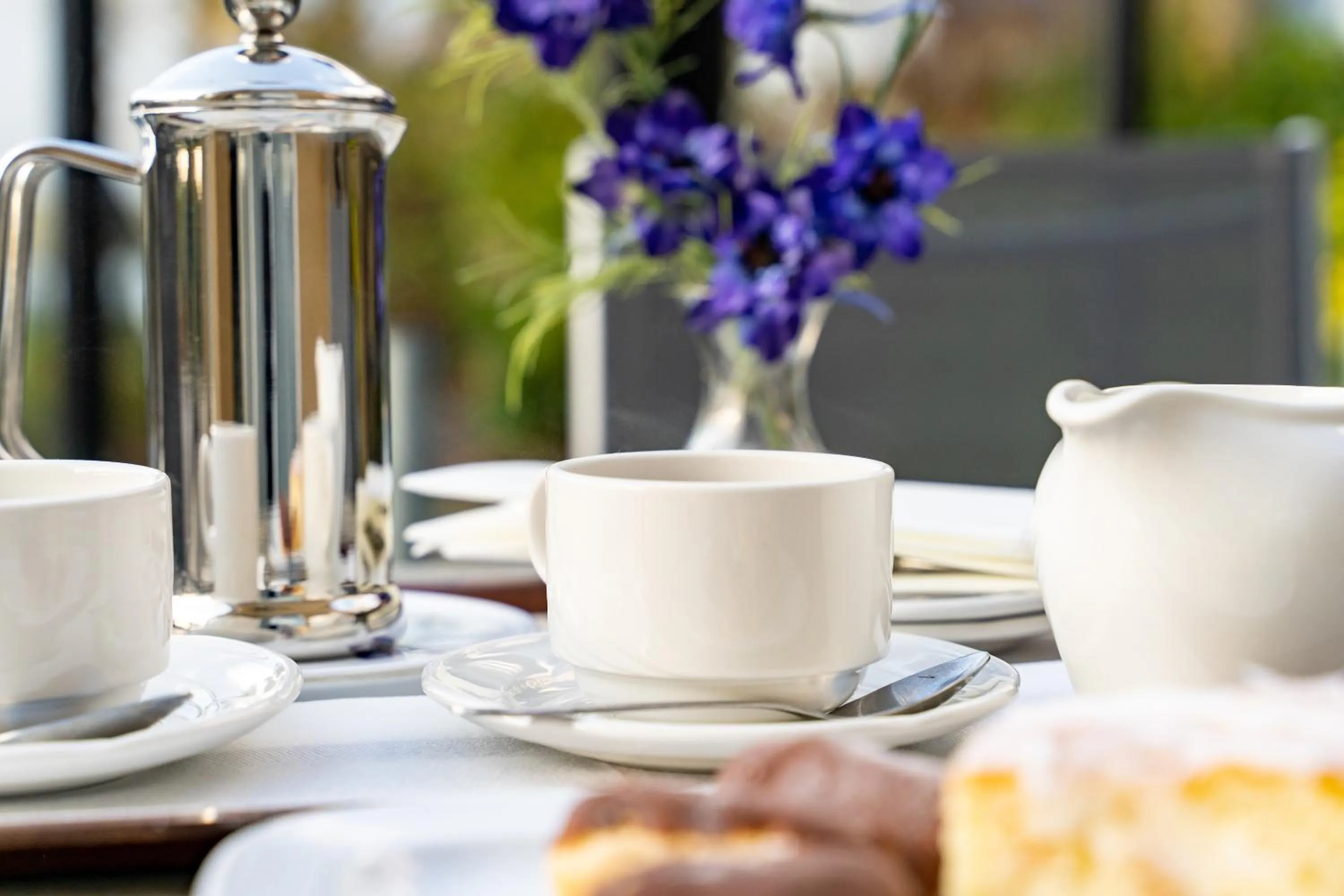 Food and drinks in Earls Court House