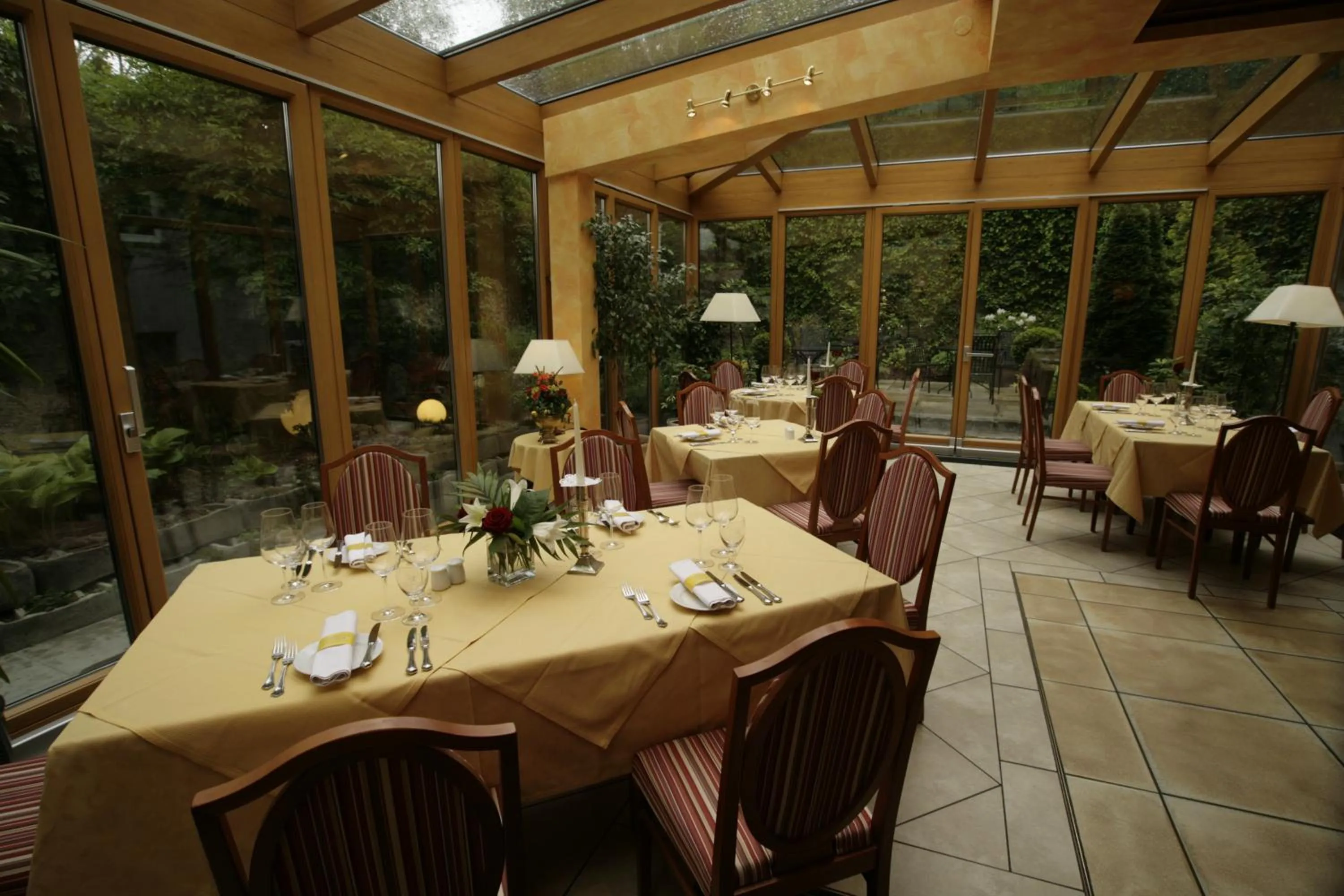 Restaurant/places to eat in Landhotel Jagdhof