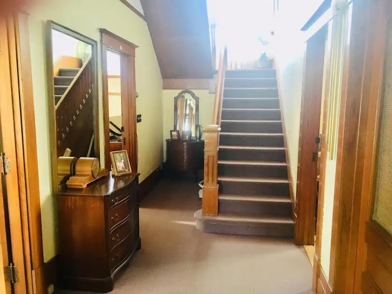 Le Petit Château Montebello B&B