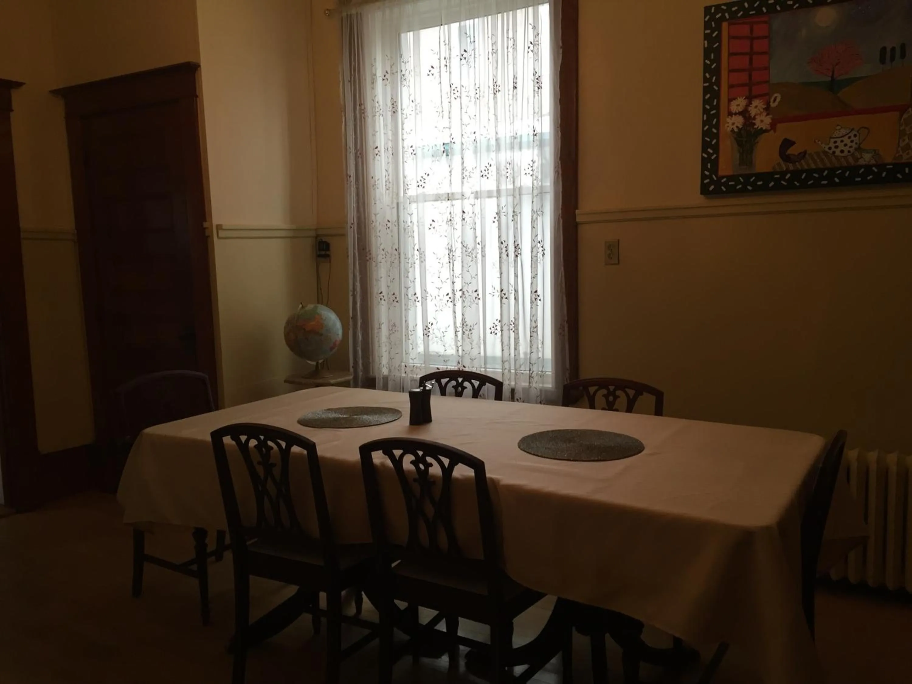 Banquet/Function facilities in Le Petit Château Montebello B&B