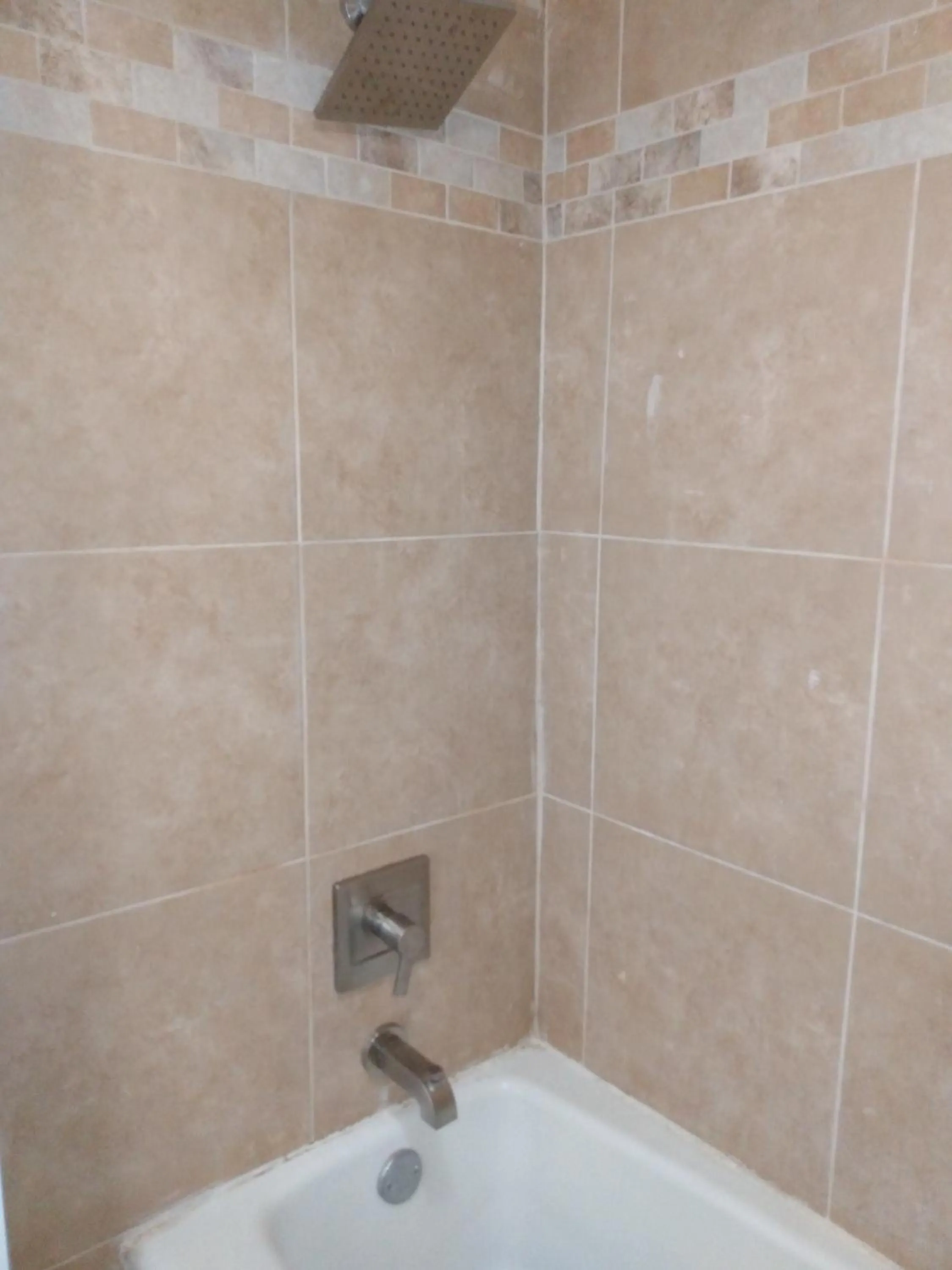 Bathroom in Gateway Inn Savannah