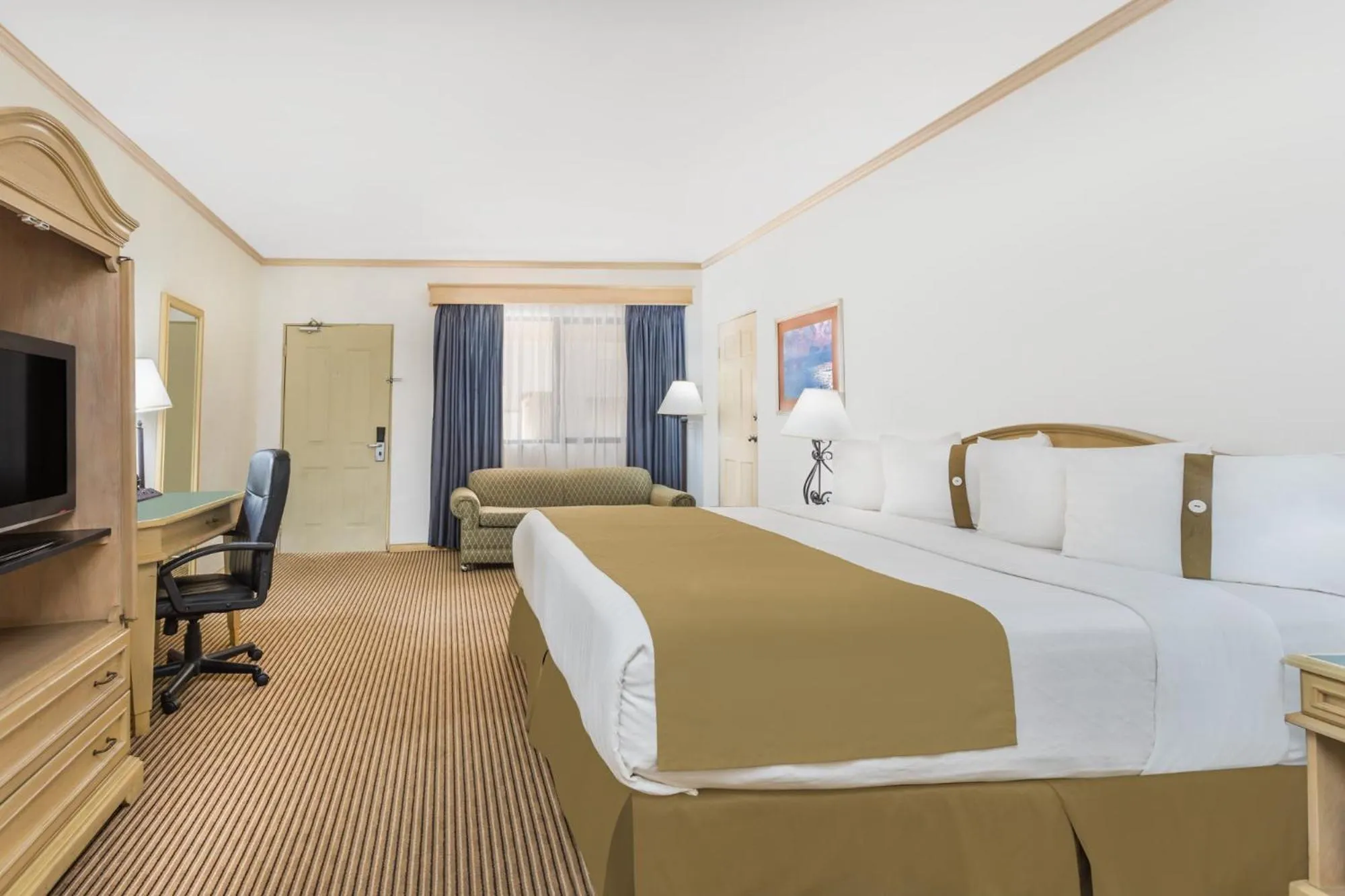 Property building, Bed in Wyndham Garden Obregon