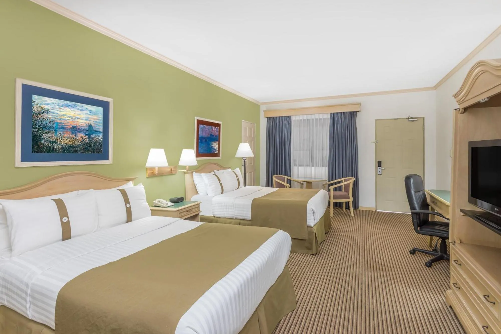 Property building, Bed in Wyndham Garden Obregon