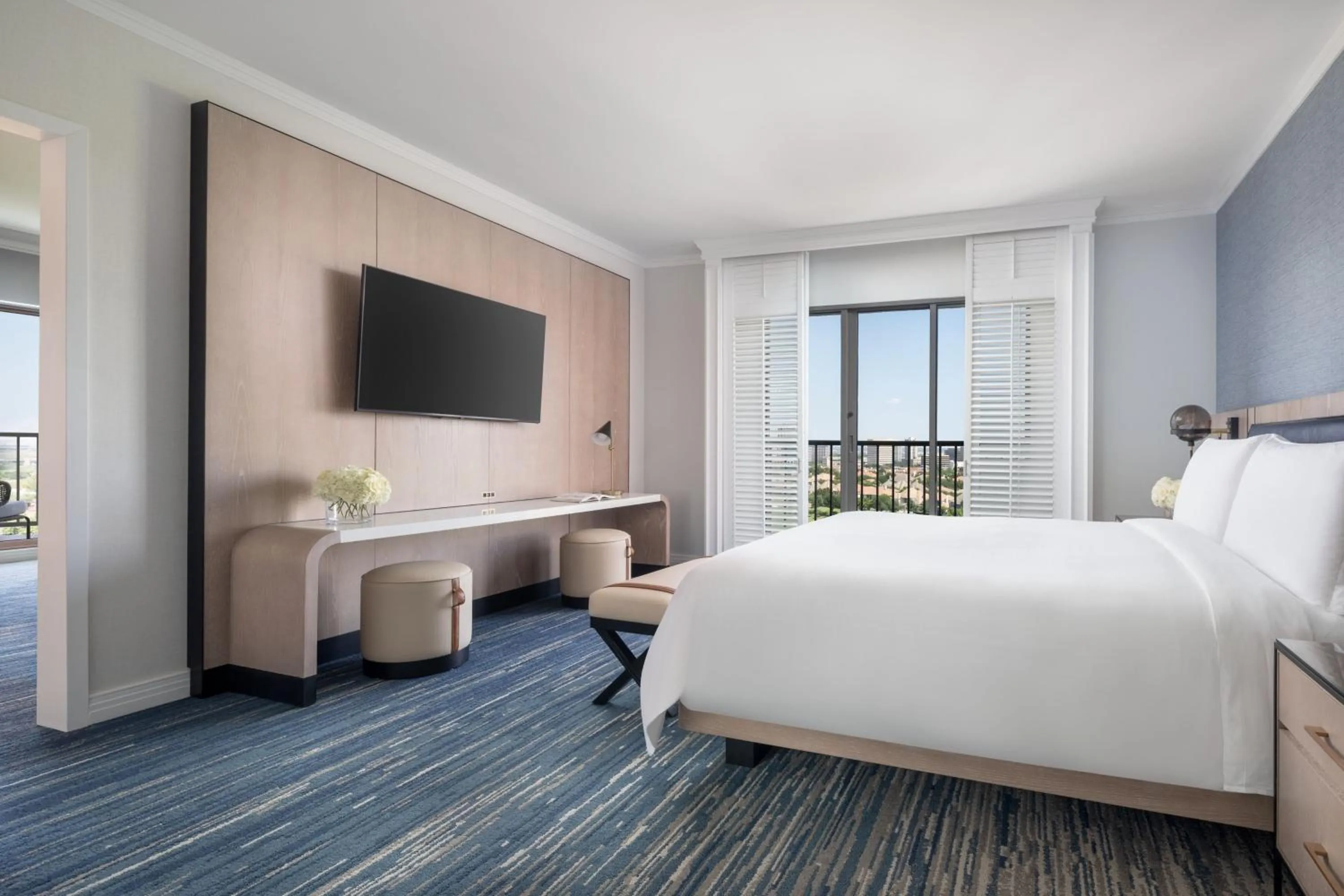 Bedroom, Bed in The Ritz-Carlton Dallas, Las Colinas