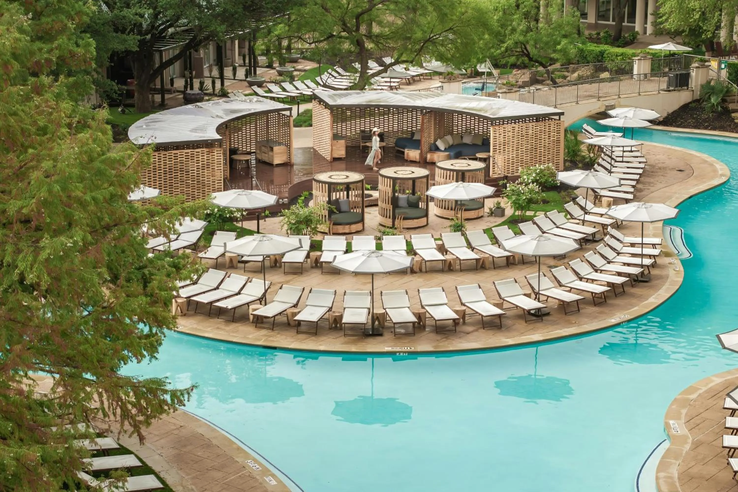 Swimming pool in The Ritz-Carlton Dallas, Las Colinas