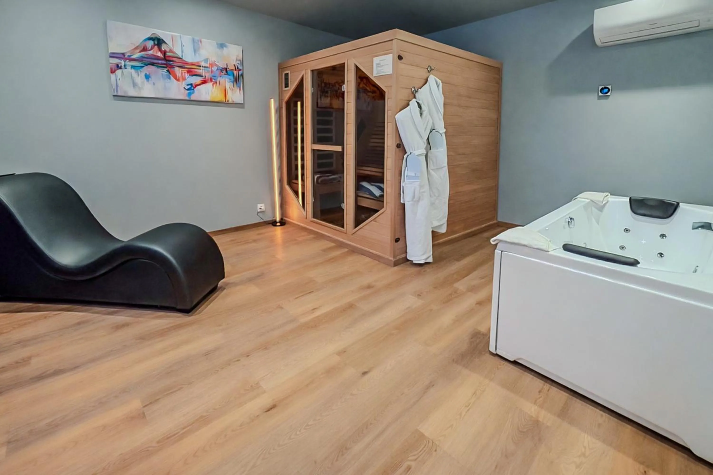 Tulip Inn Honfleur Residence & Spa