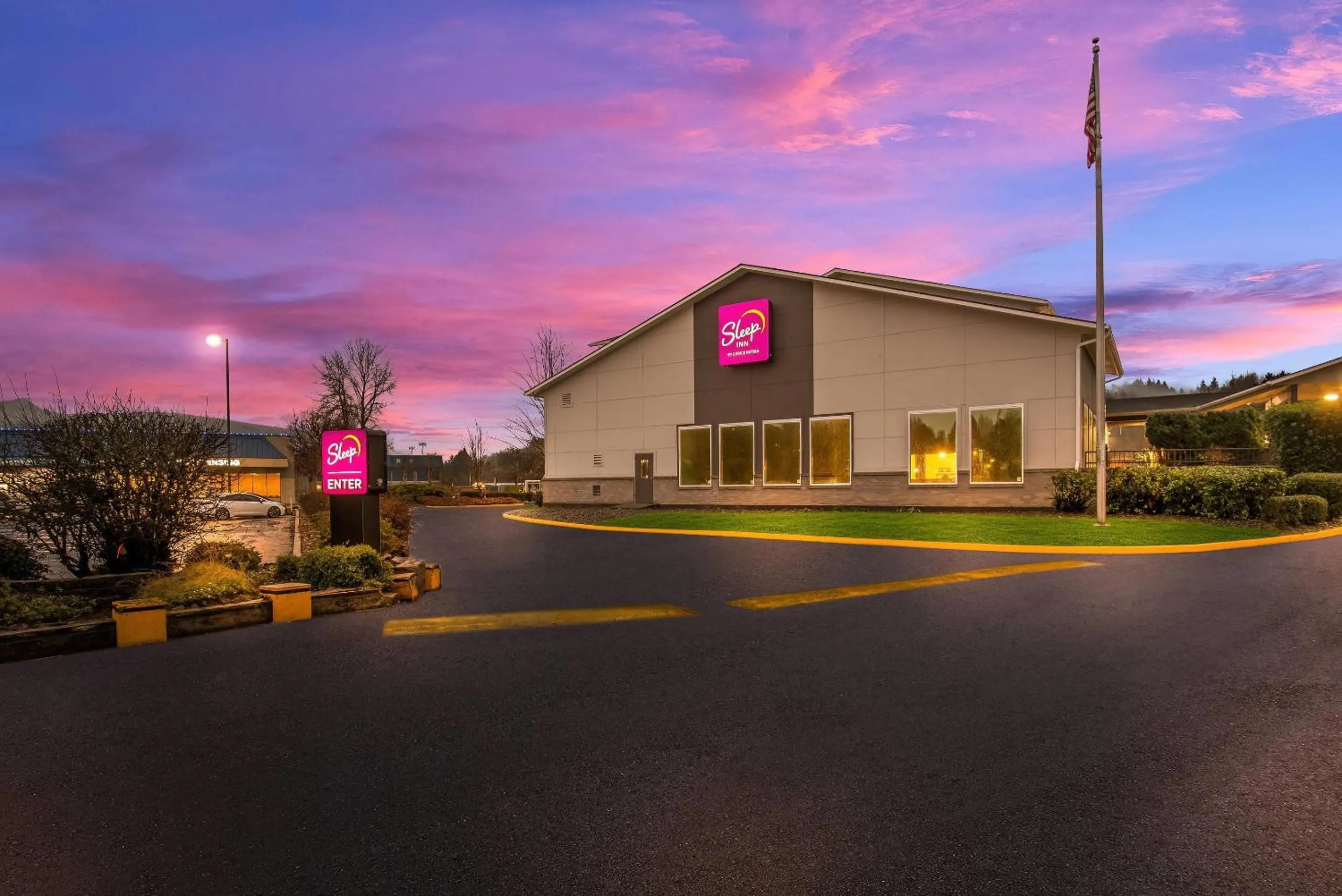 Property building in Sleep Inn Kelso Longview