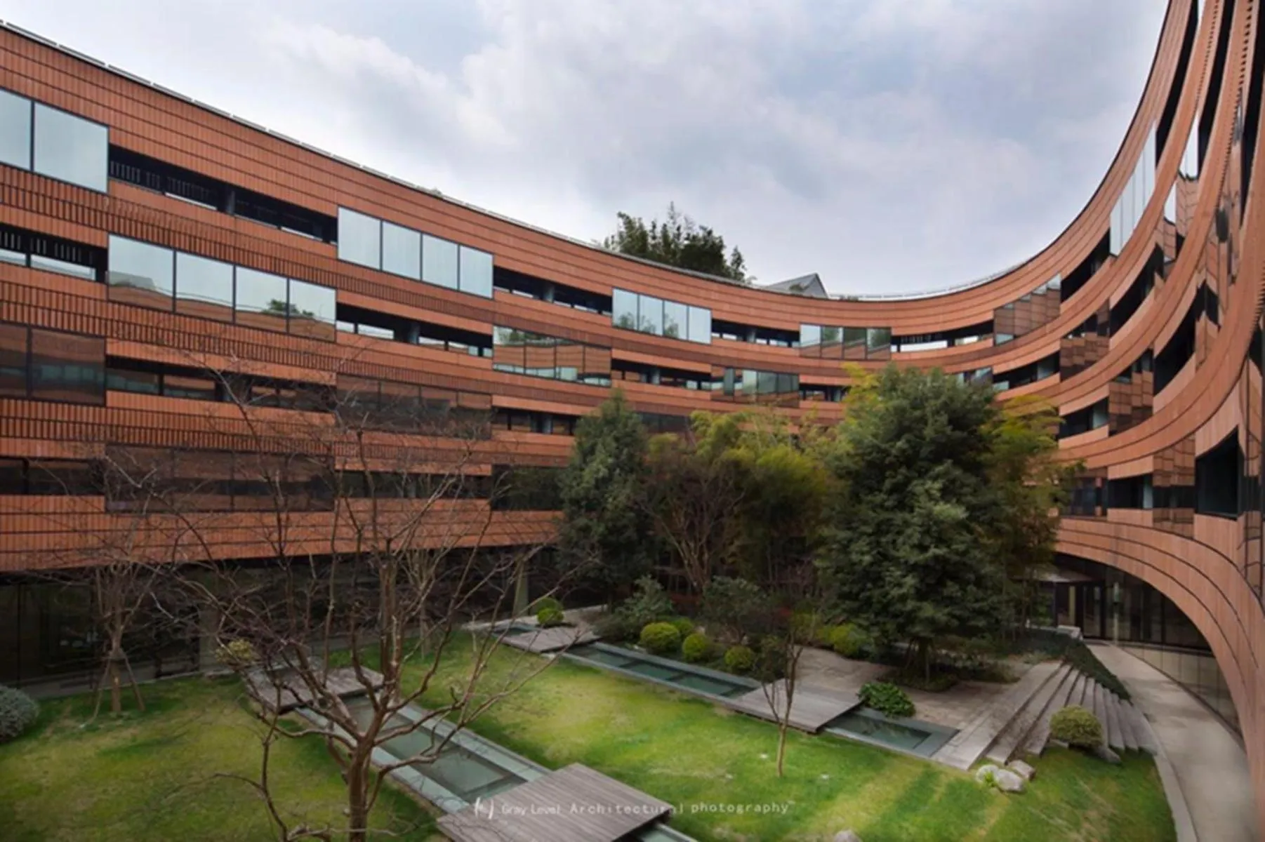 Property building in HUALUXE Shanghai Twelve At Hengshan