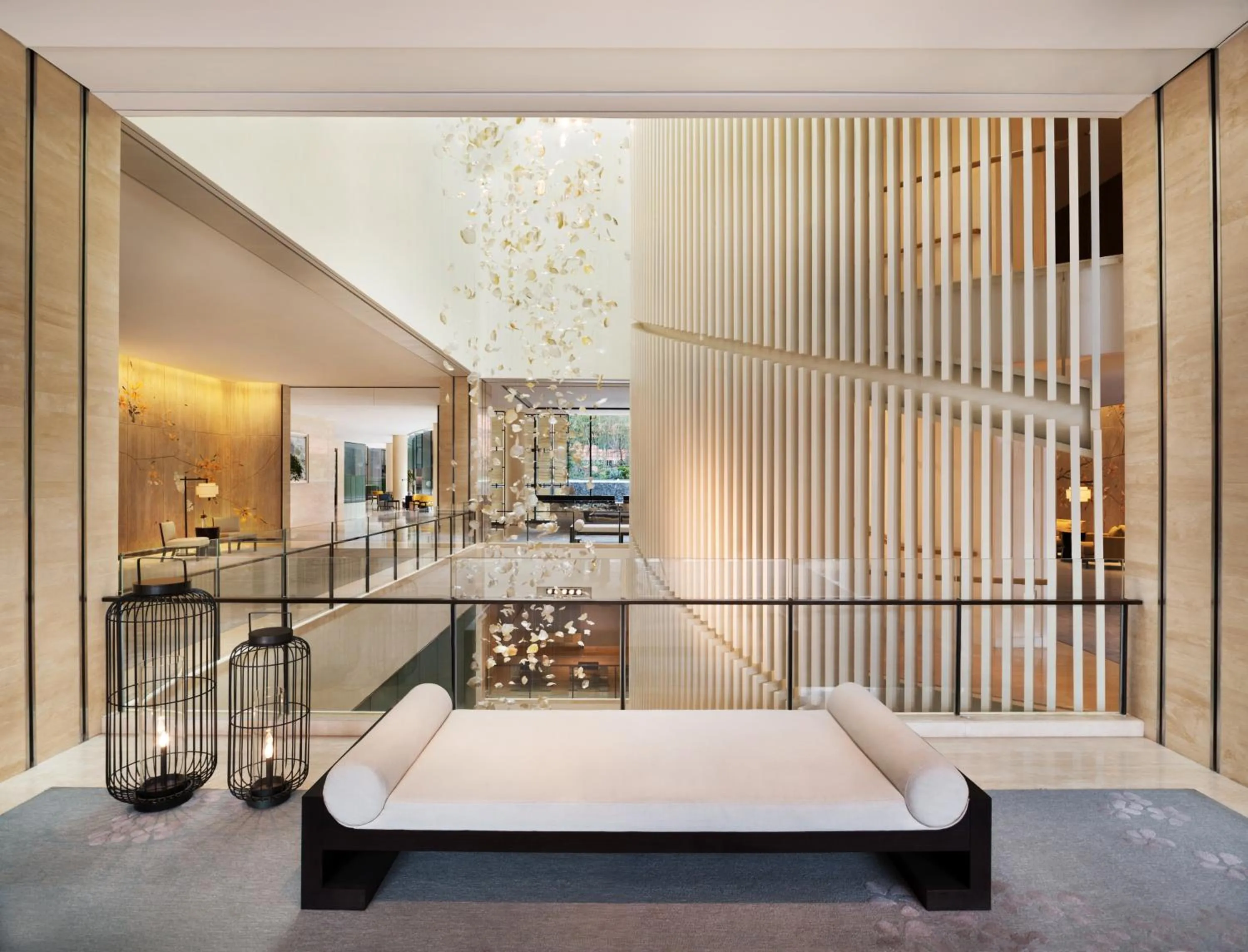 Lobby or reception, Bed in HUALUXE Shanghai Twelve At Hengshan