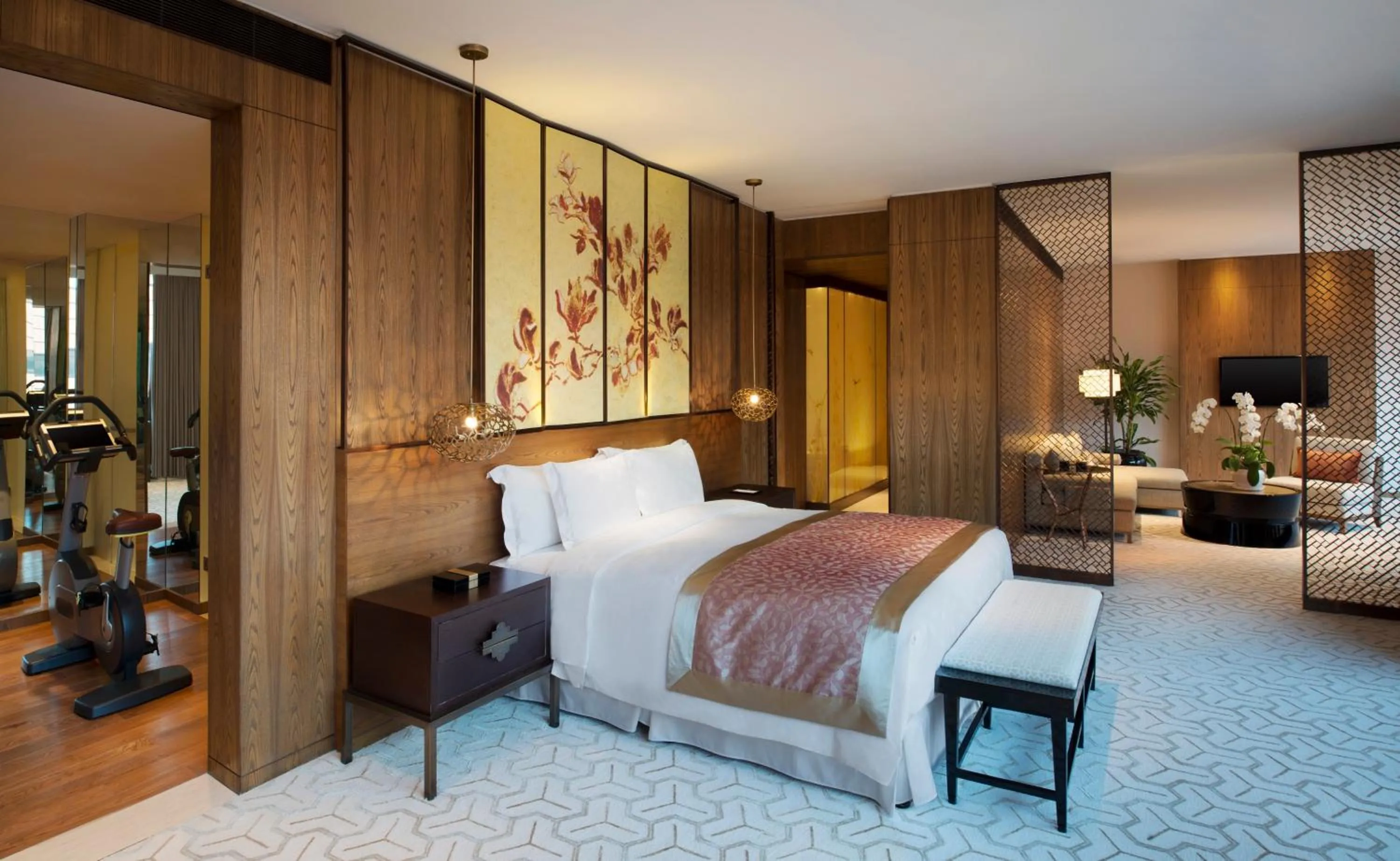 Living room, Bed in HUALUXE Shanghai Twelve At Hengshan