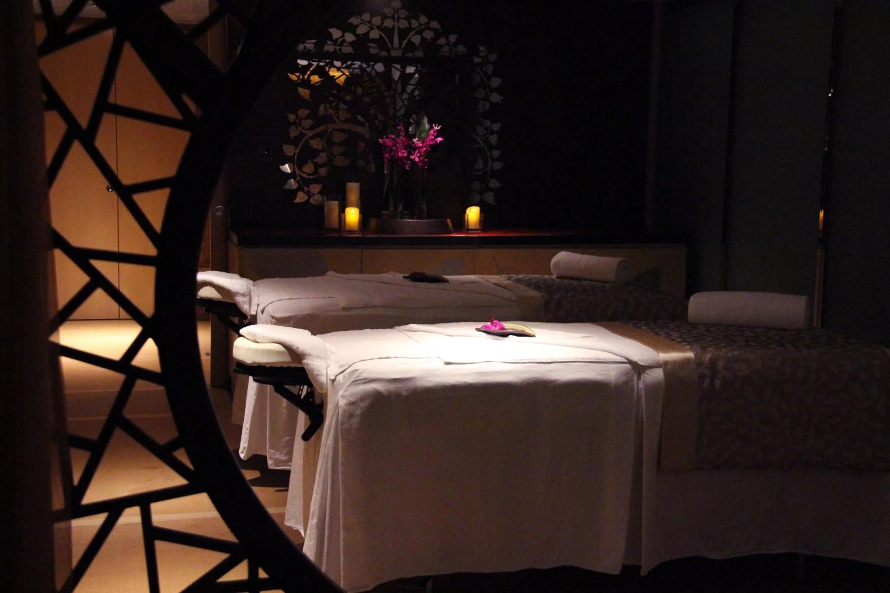 Spa and wellness centre/facilities, Bed in HUALUXE Shanghai Twelve At Hengshan