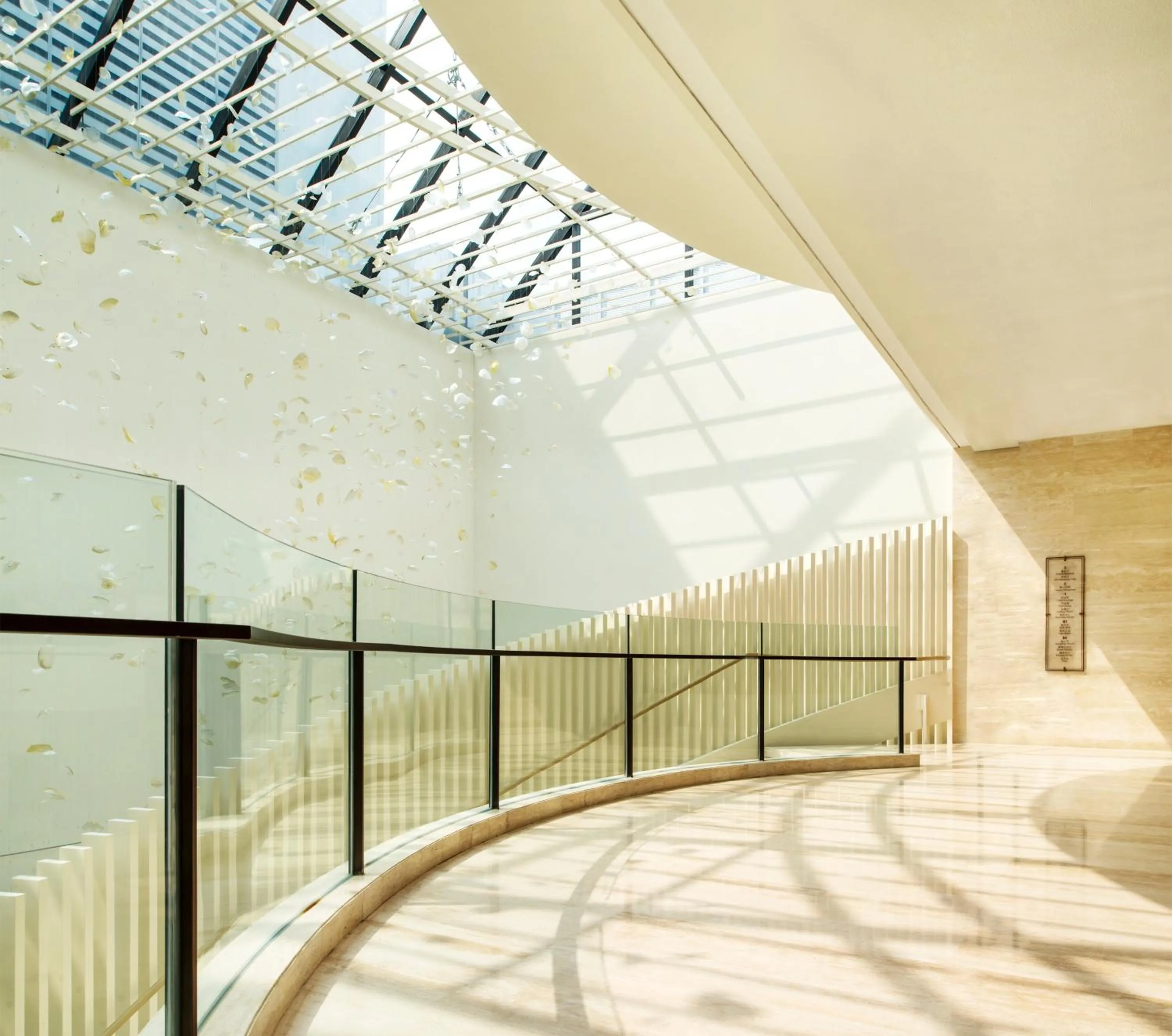 Restaurant/places to eat in HUALUXE Shanghai Twelve At Hengshan