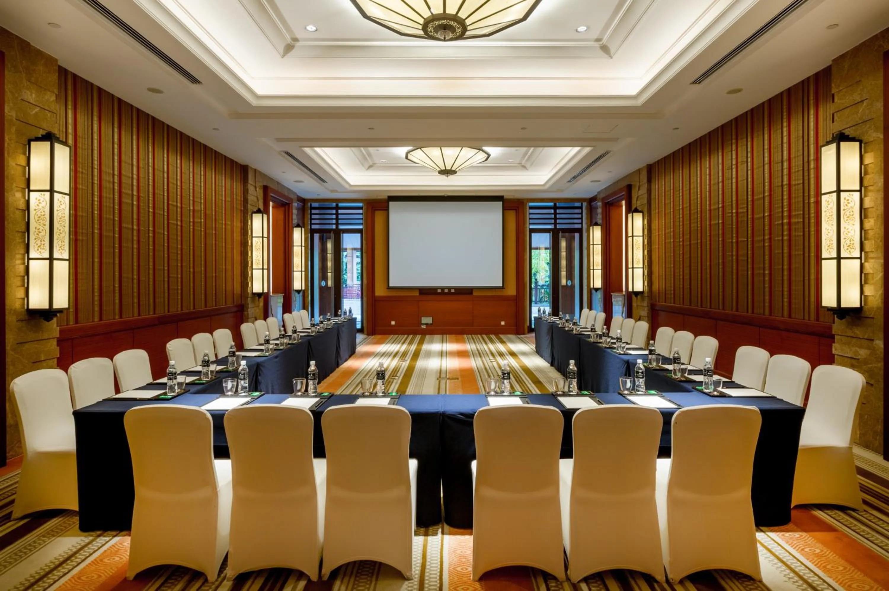 Meeting/conference room in InterContinental Xishuangbanna Resort by IHG