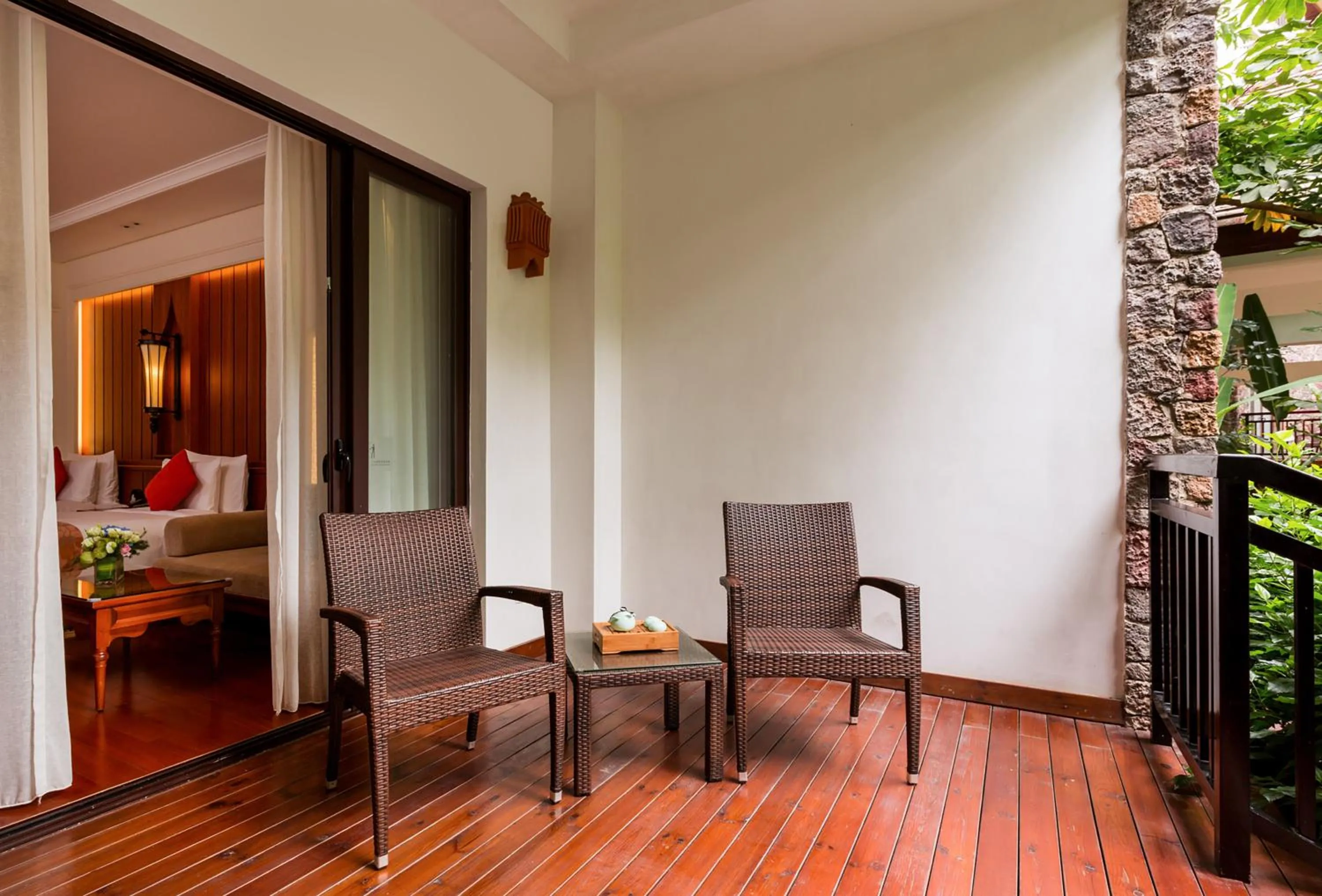Bed in InterContinental Xishuangbanna Resort by IHG
