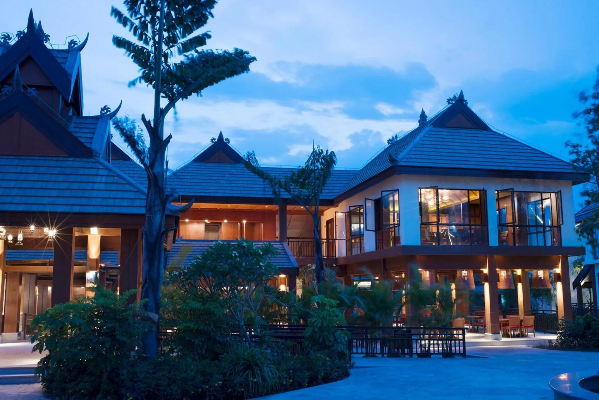 Restaurant/places to eat in InterContinental Xishuangbanna Resort by IHG
