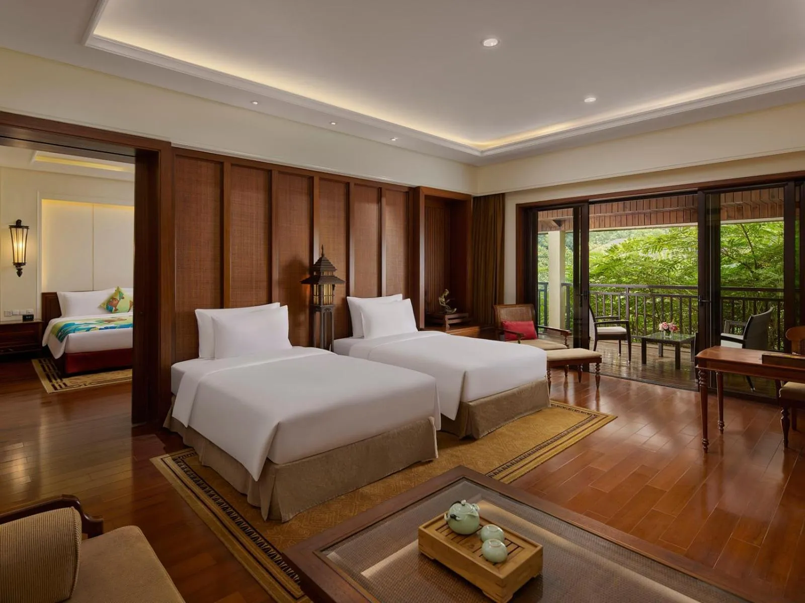 Bed in InterContinental Xishuangbanna Resort by IHG
