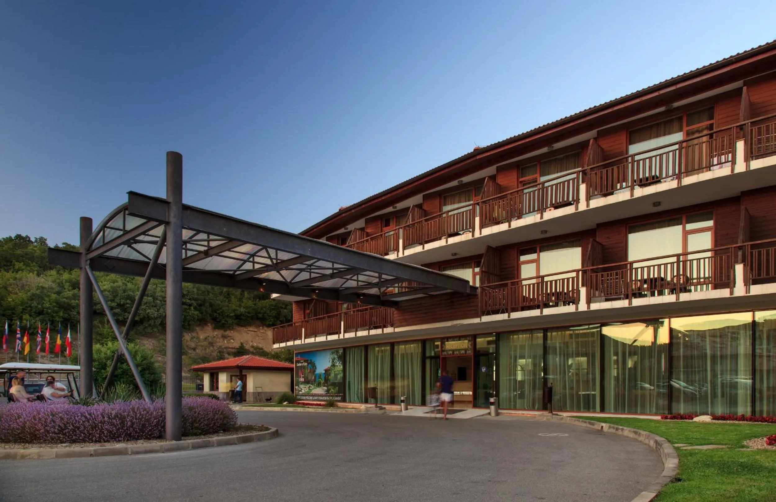 Facade/entrance in Garden of Eden Complex