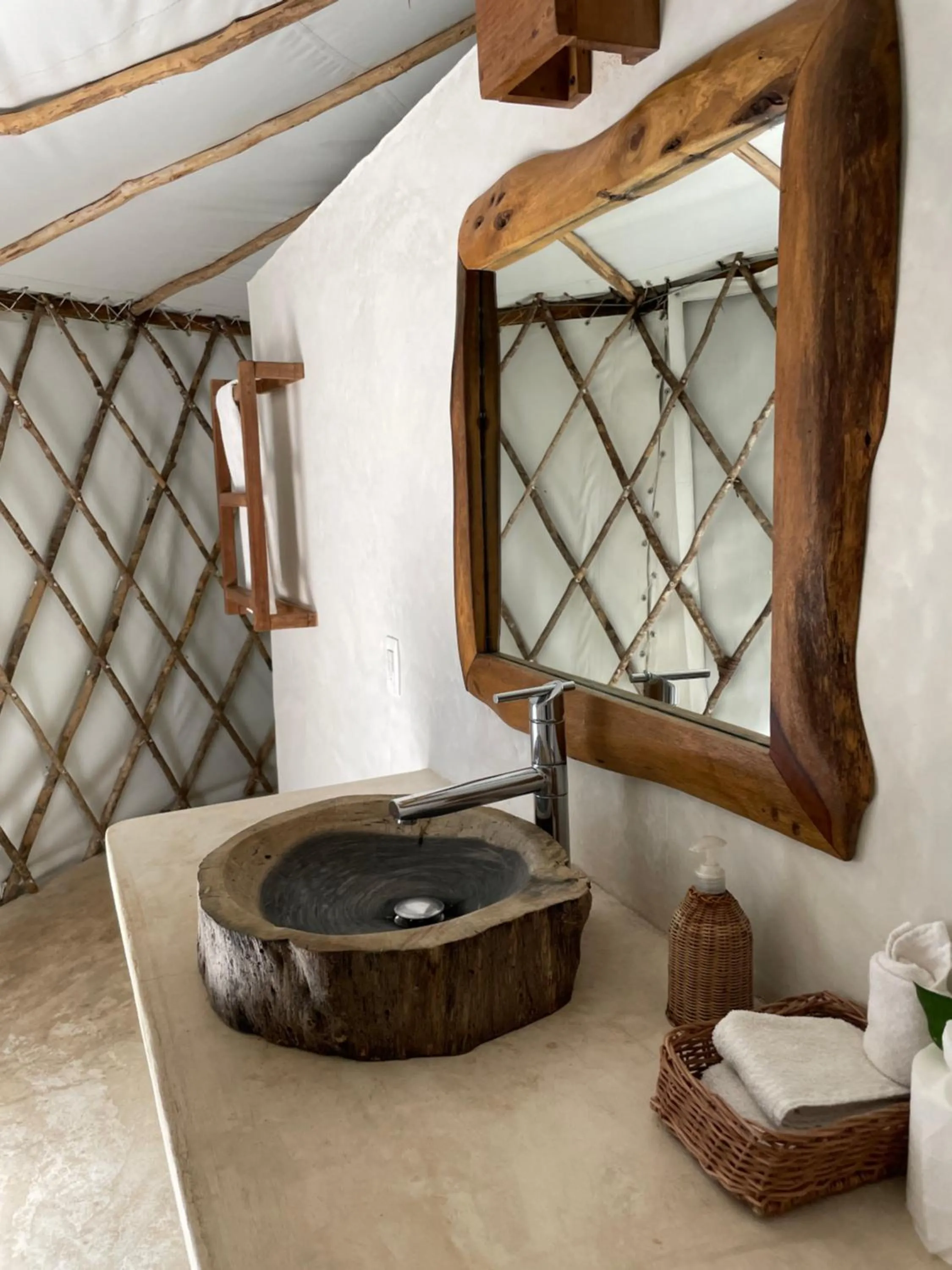 Bathroom in Huaya Camp