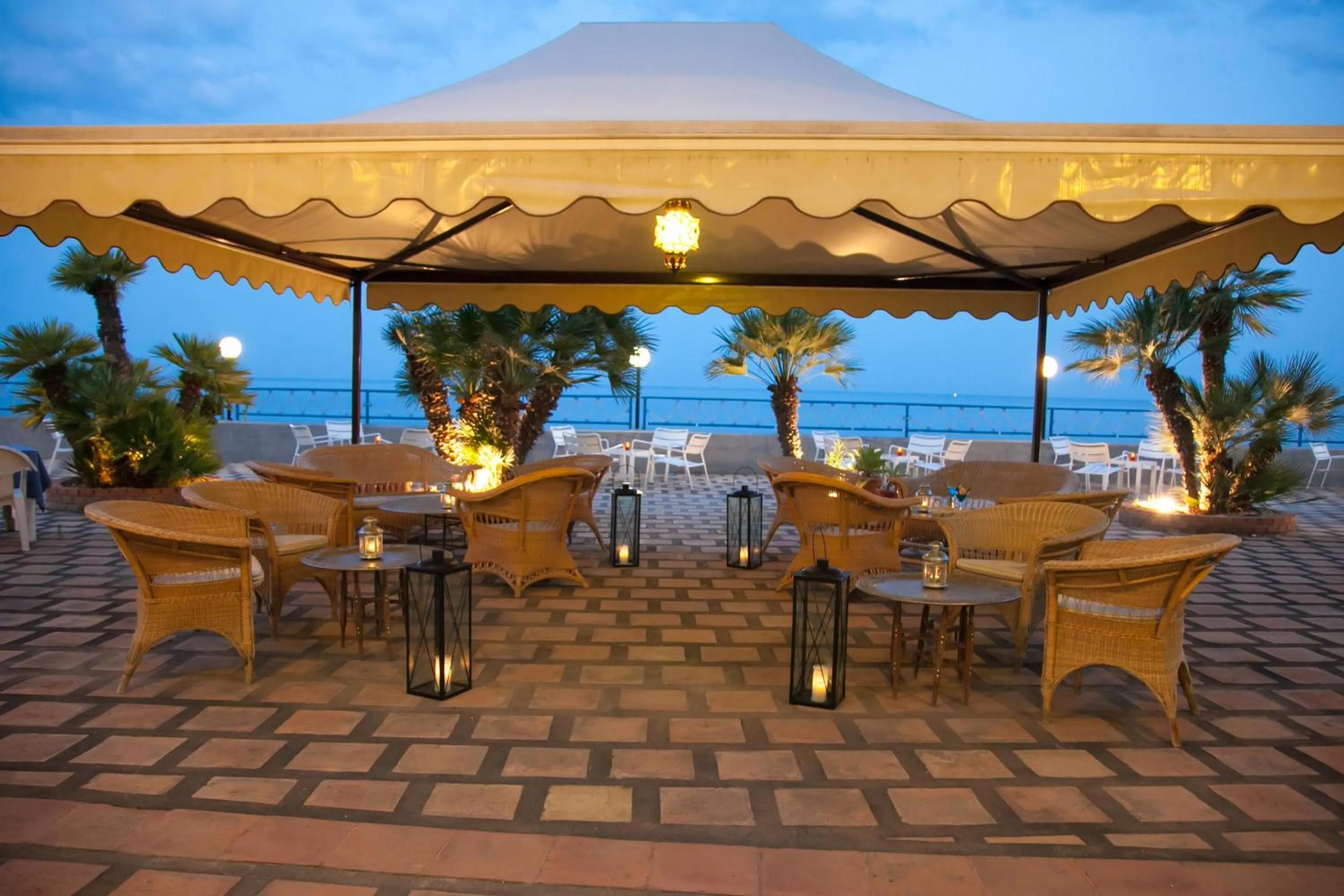 Seating area in Park Hotel Silemi