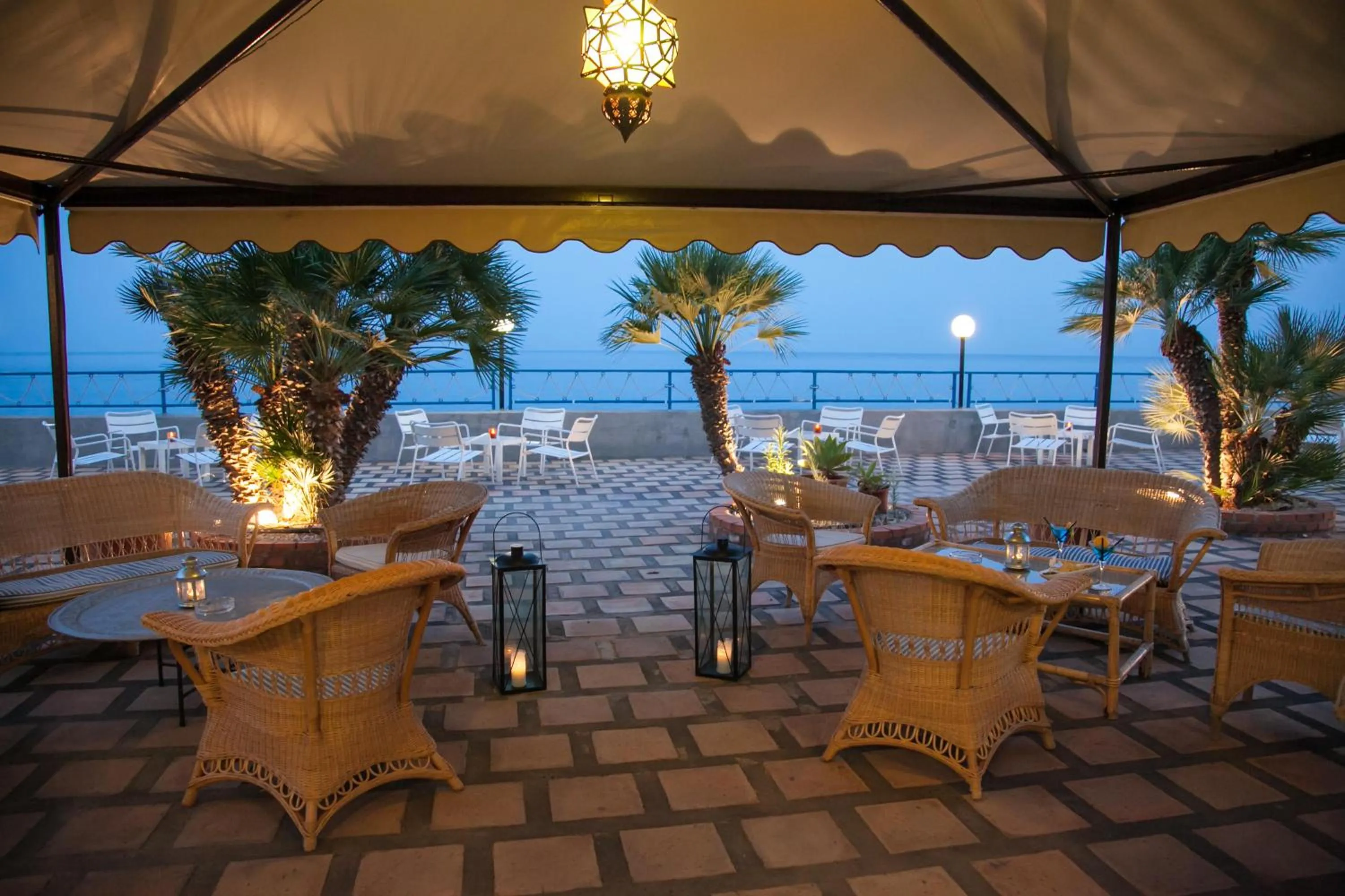 Seating area in Park Hotel Silemi