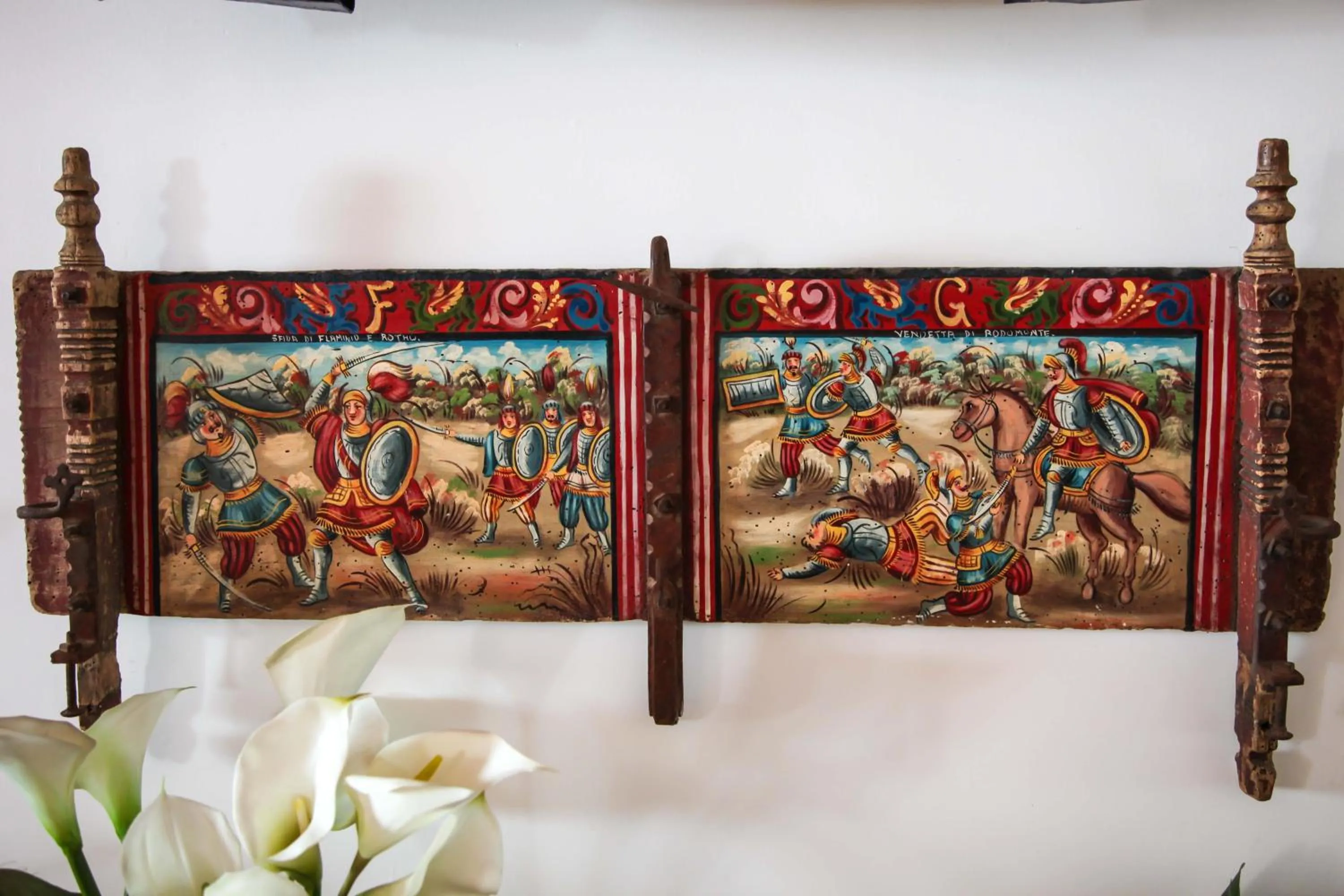 Decorative detail in Park Hotel Silemi