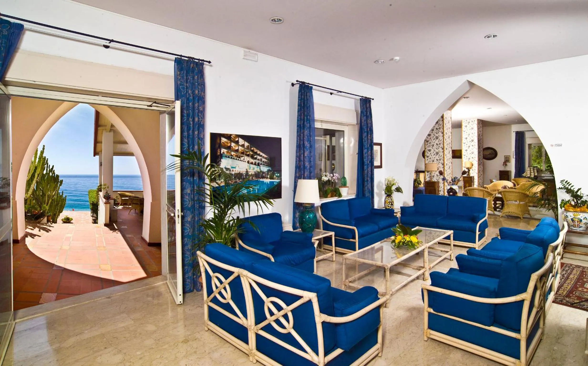 Lounge or bar in Park Hotel Silemi