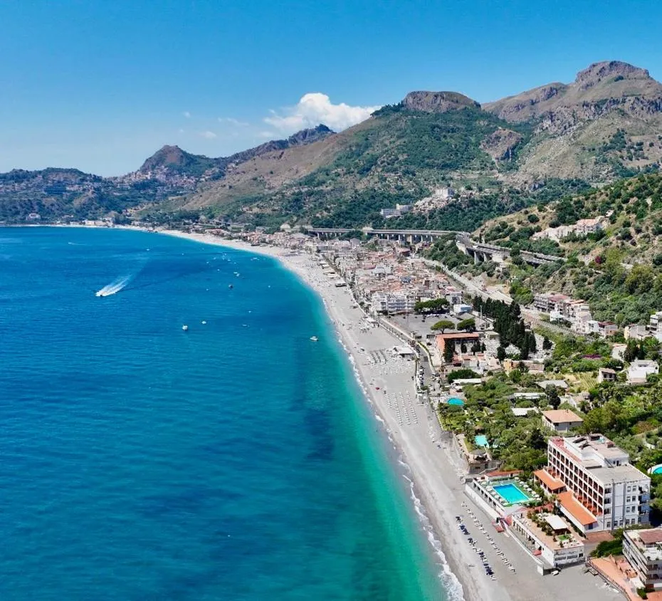 Property building in Park Hotel Silemi