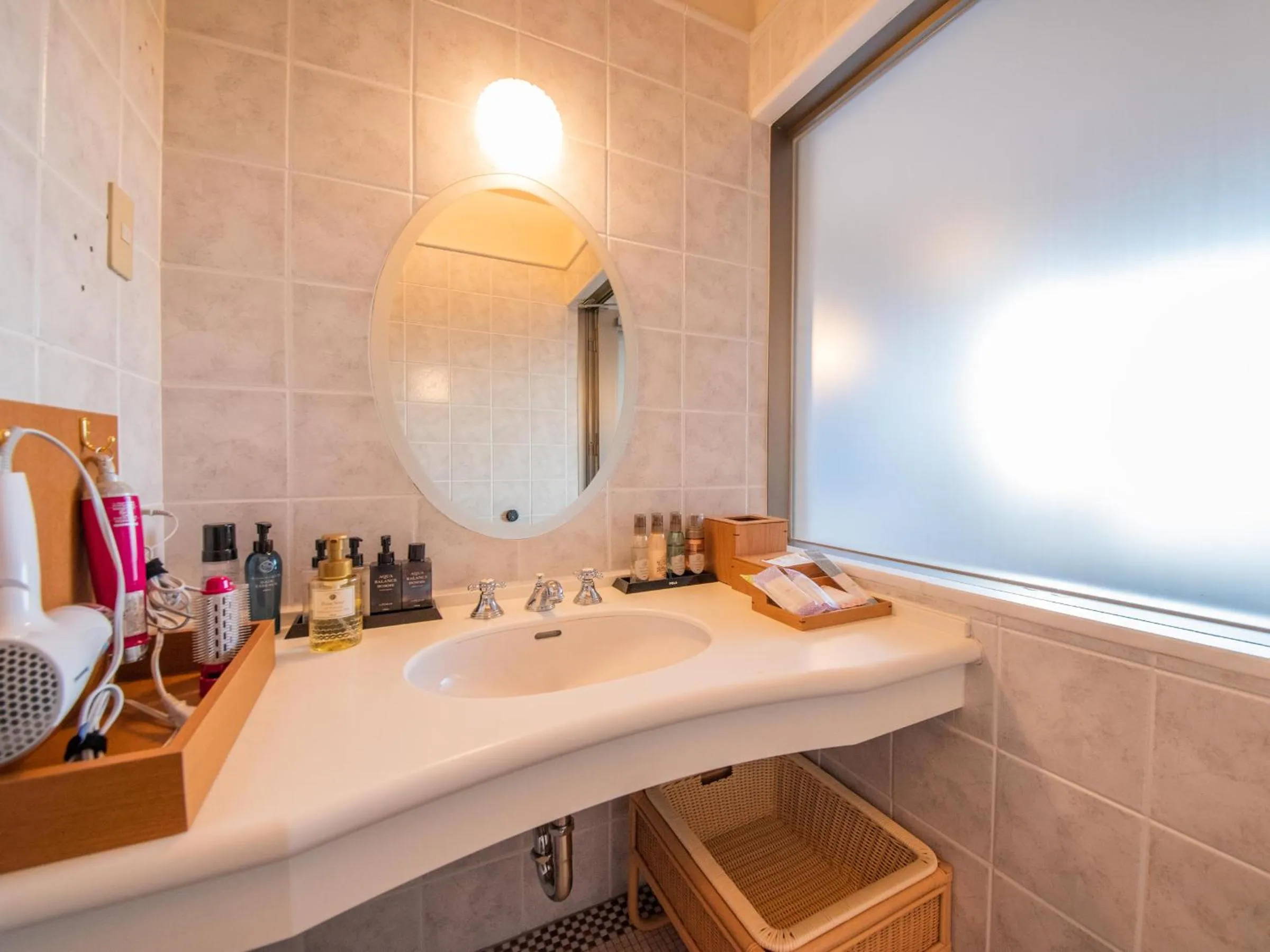 Bathroom in Yamashiro Onsen Miyabi no Yado Kaga Hyakumangoku