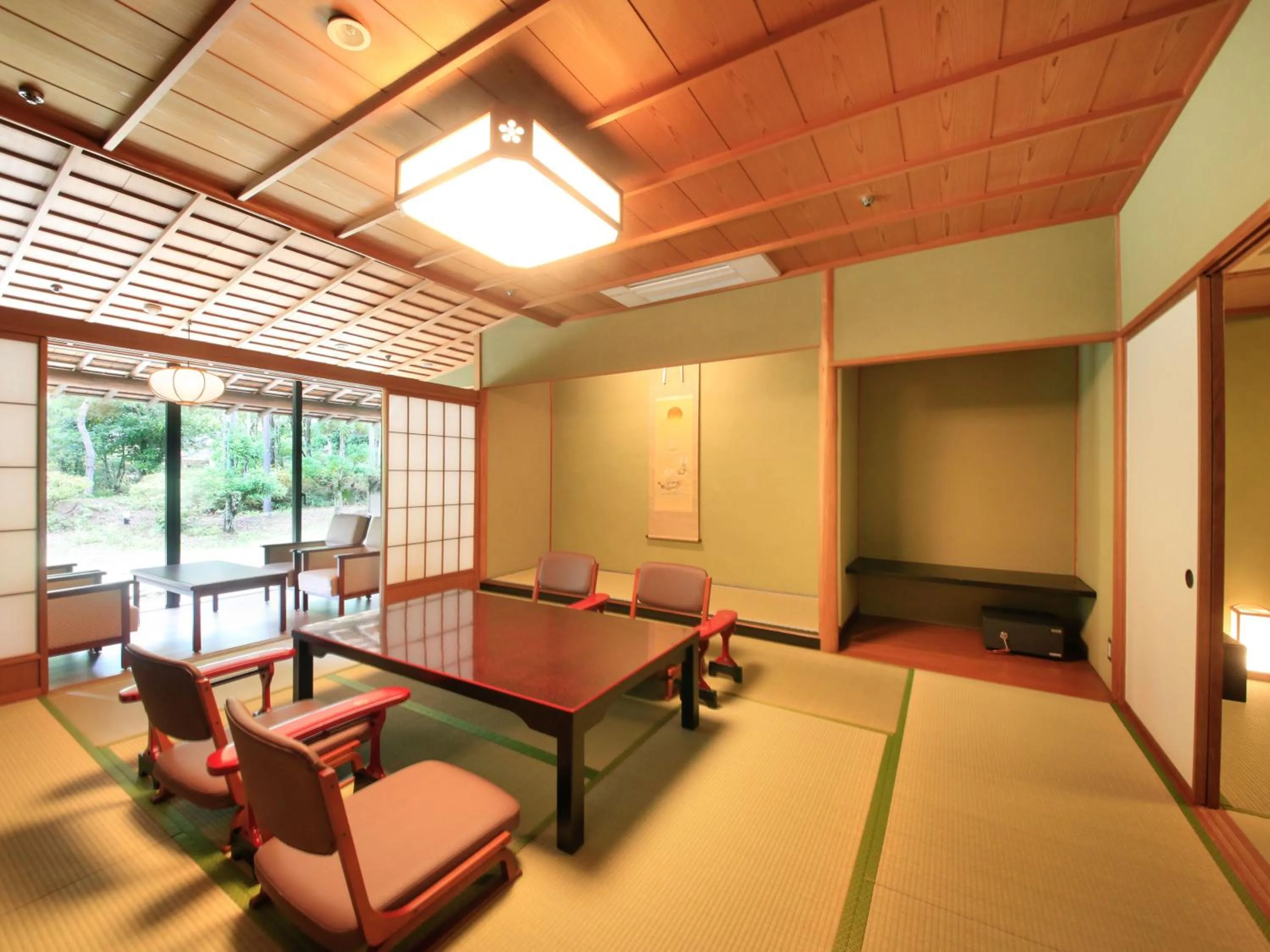 Yamashiro Onsen Miyabi no Yado Kaga Hyakumangoku