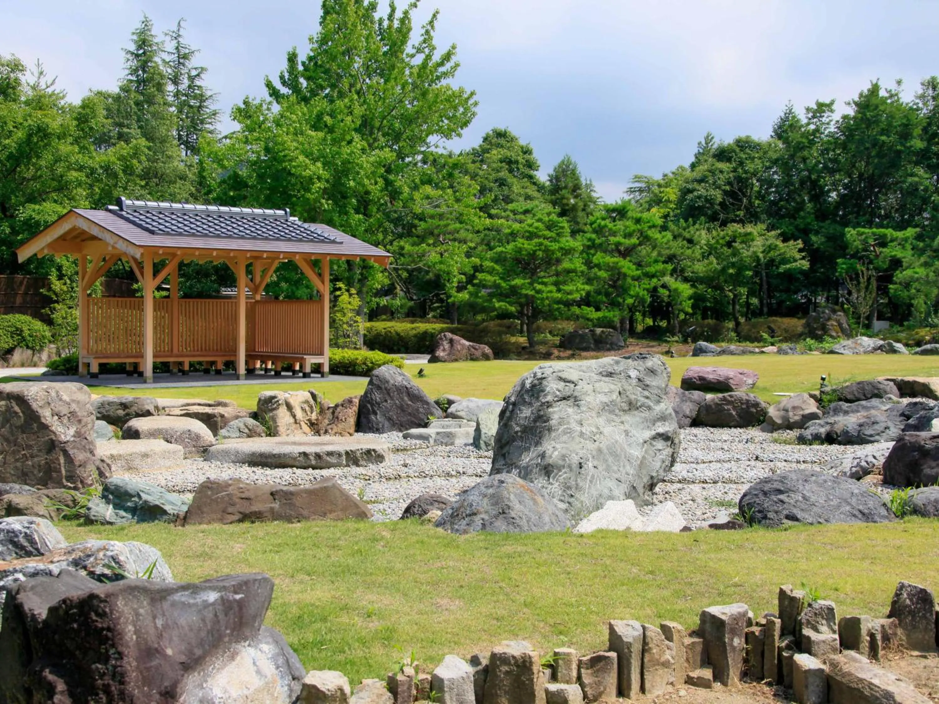 Garden in Yamashiro Onsen Miyabi no Yado Kaga Hyakumangoku