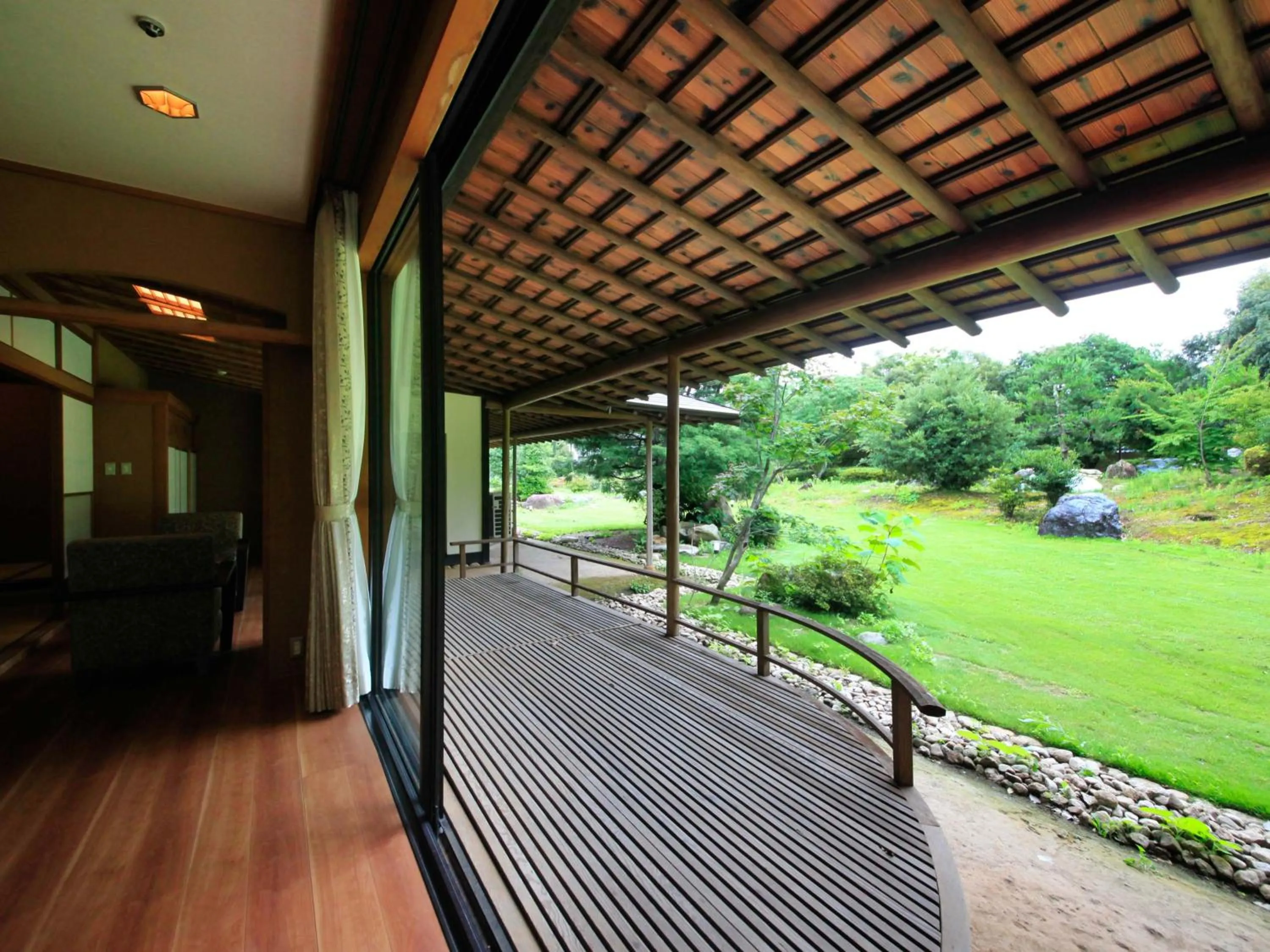 Yamashiro Onsen Miyabi no Yado Kaga Hyakumangoku